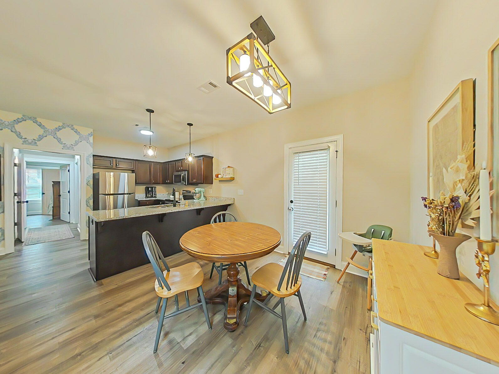 9-web-or-mls-17-Dining Room (1)