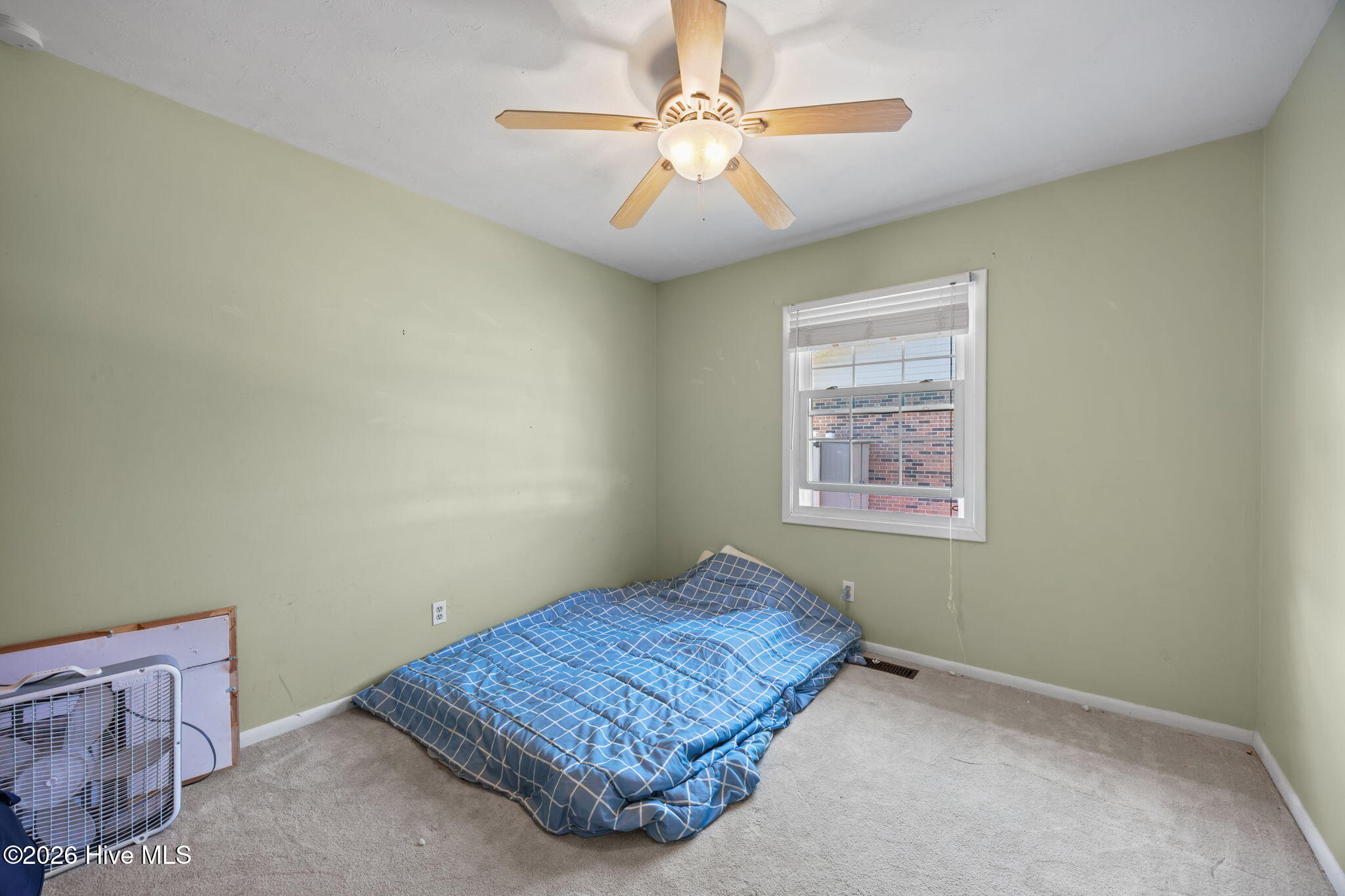 100553849 | Photo 22