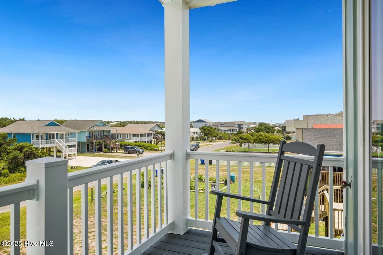 100527522 | Photo 99