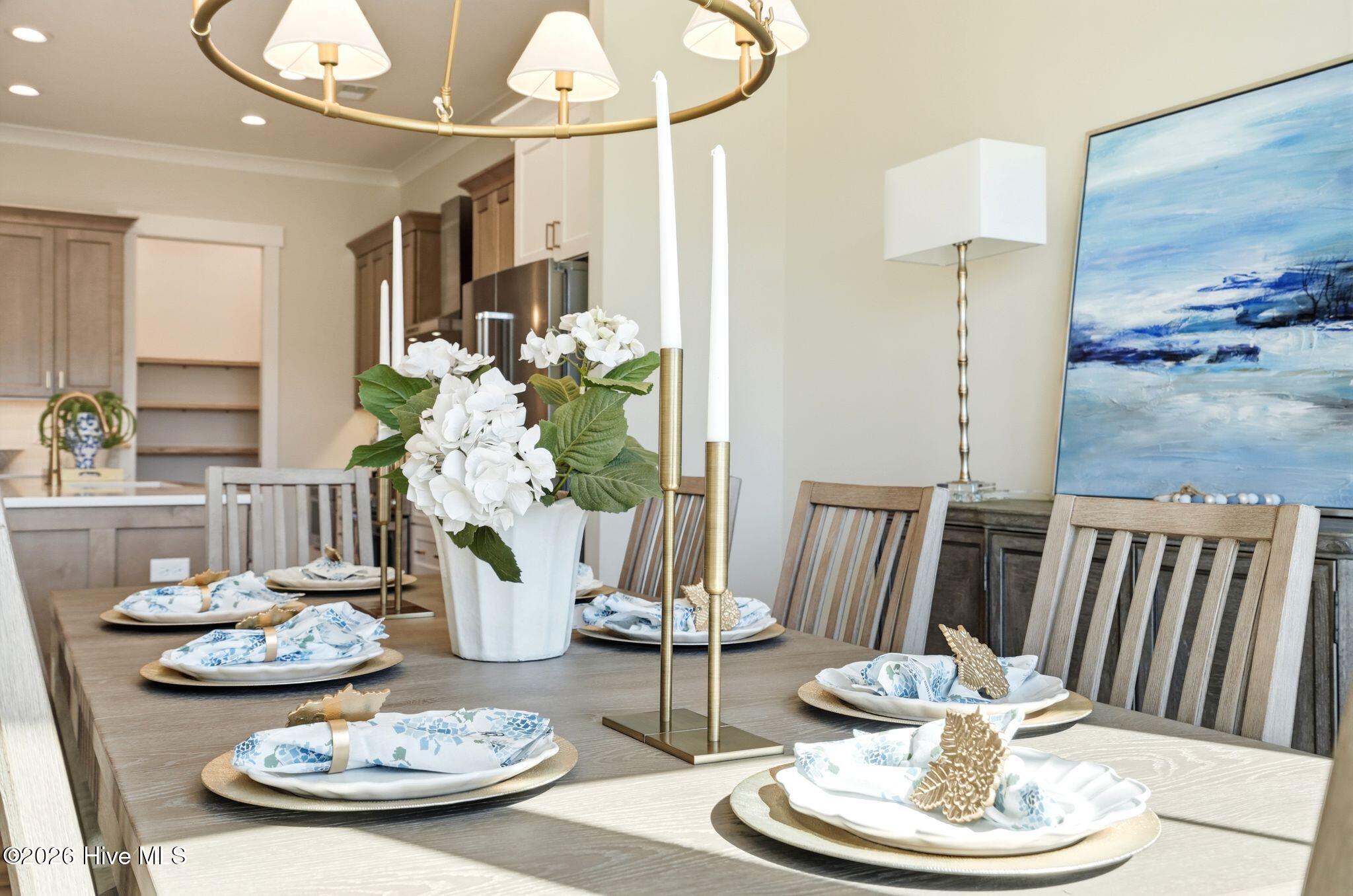 100537171 | Photo 43