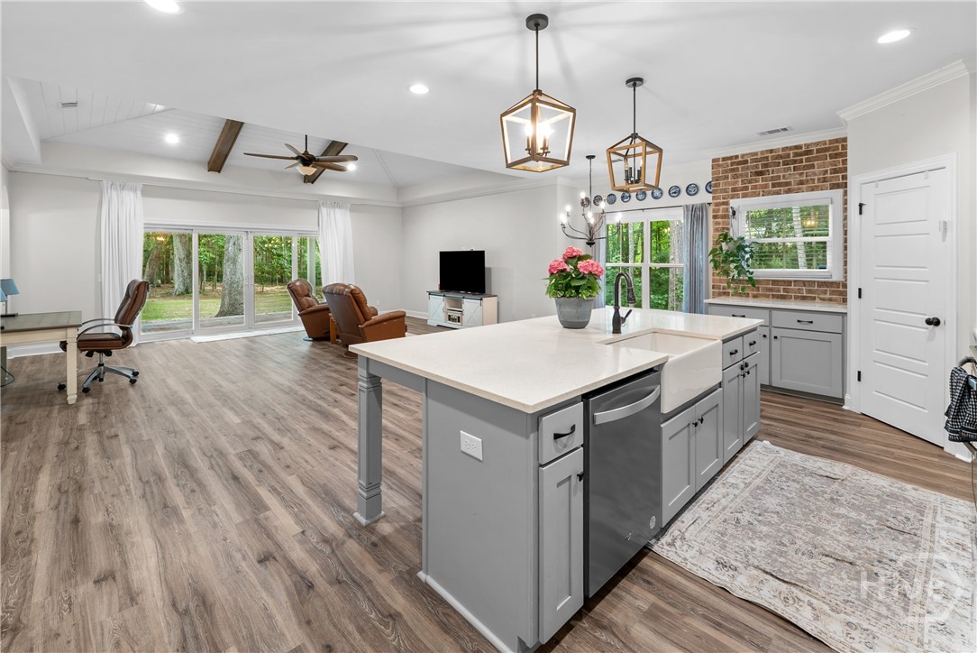 Heart of the Home Kitchen