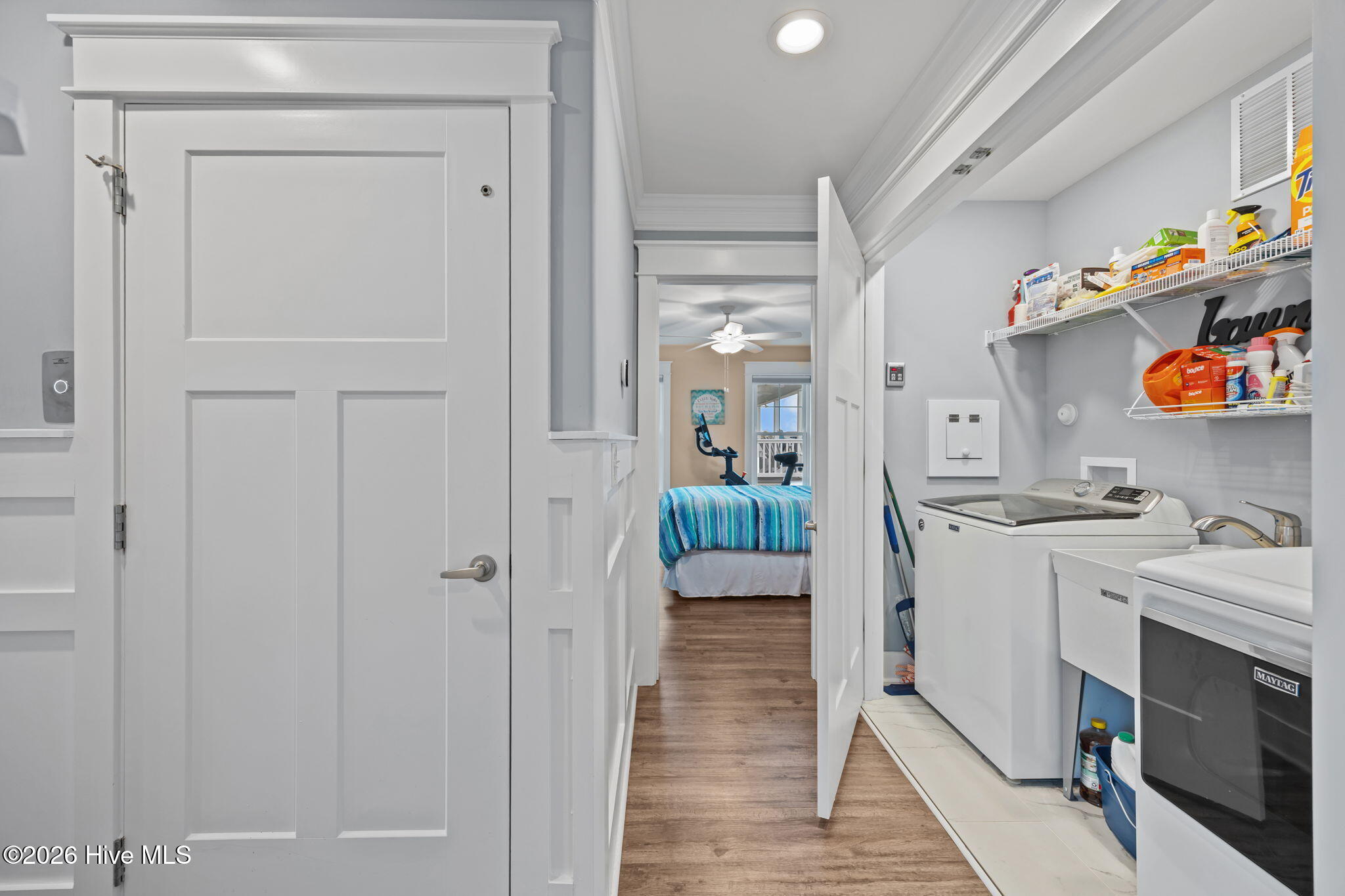 100553303 | Photo 24