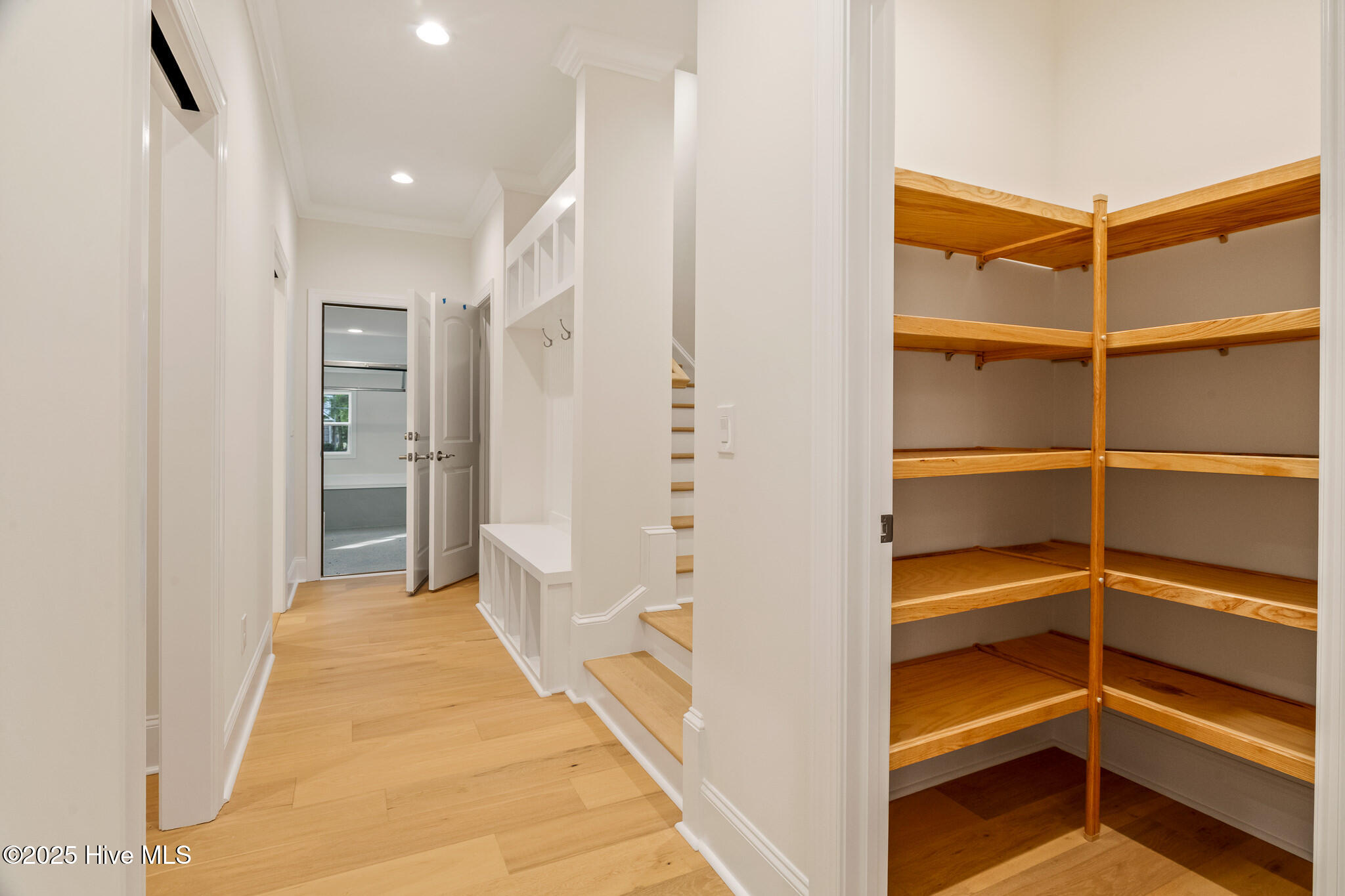 100535512 | Photo 32