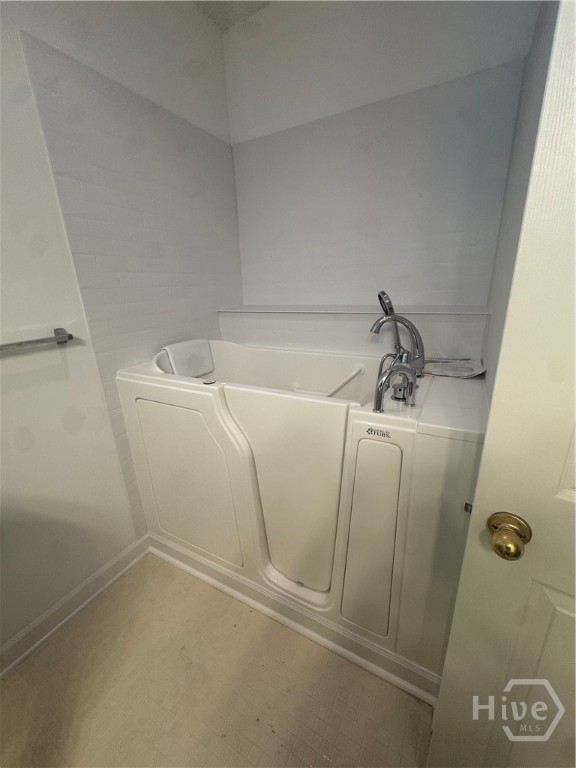 2nd image of 5 Kingslan Ct, Savannah, GA 31419 | MLS# SA361909