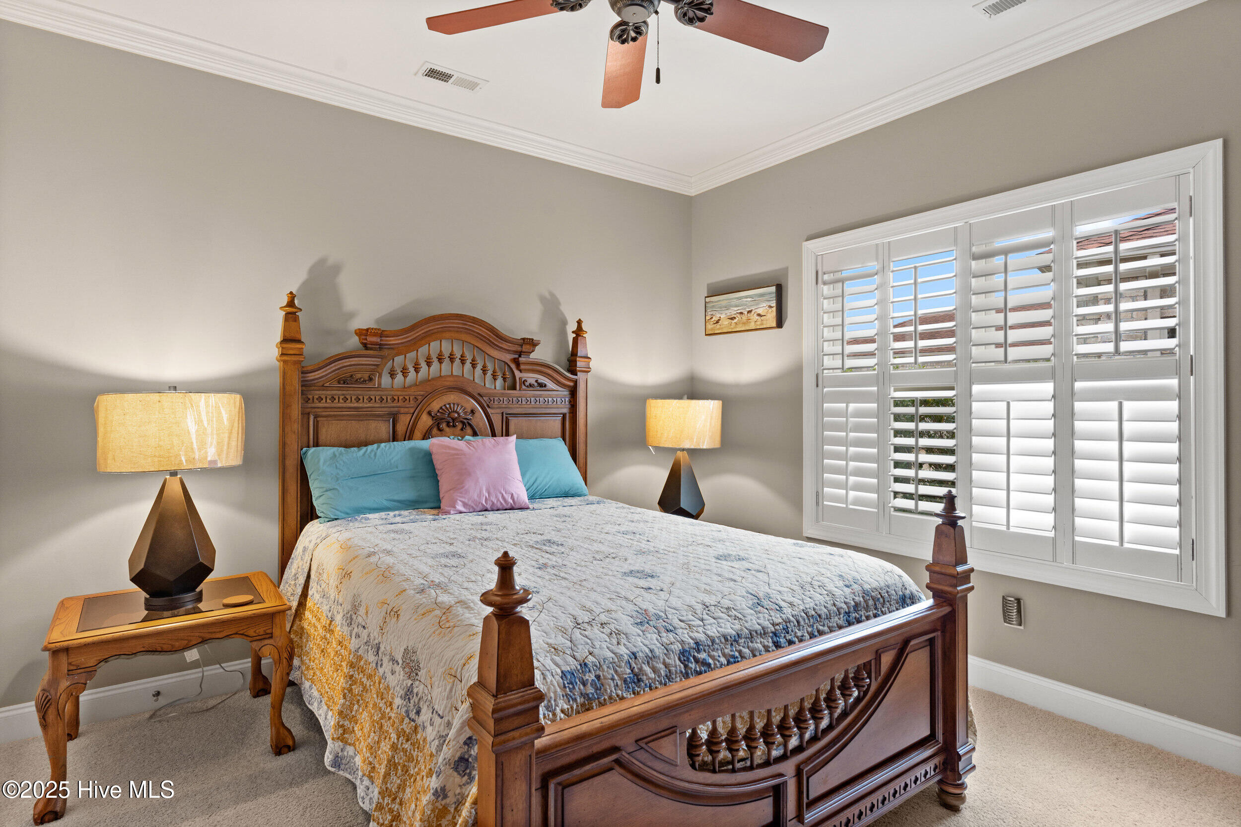 100543015 | Photo 31