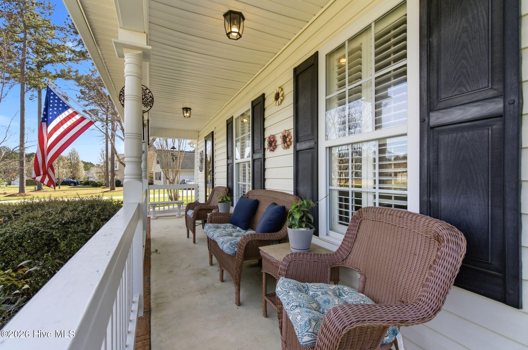 100561408 | Photo 10