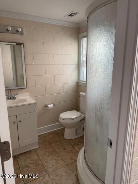 100565405 | Photo 11