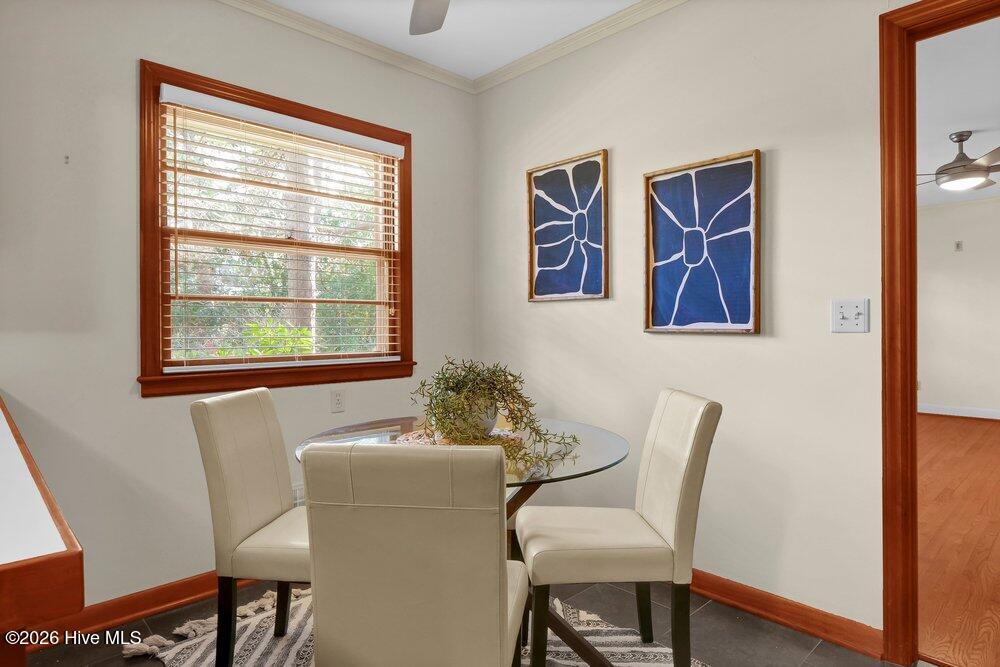 100522690 | Photo 17