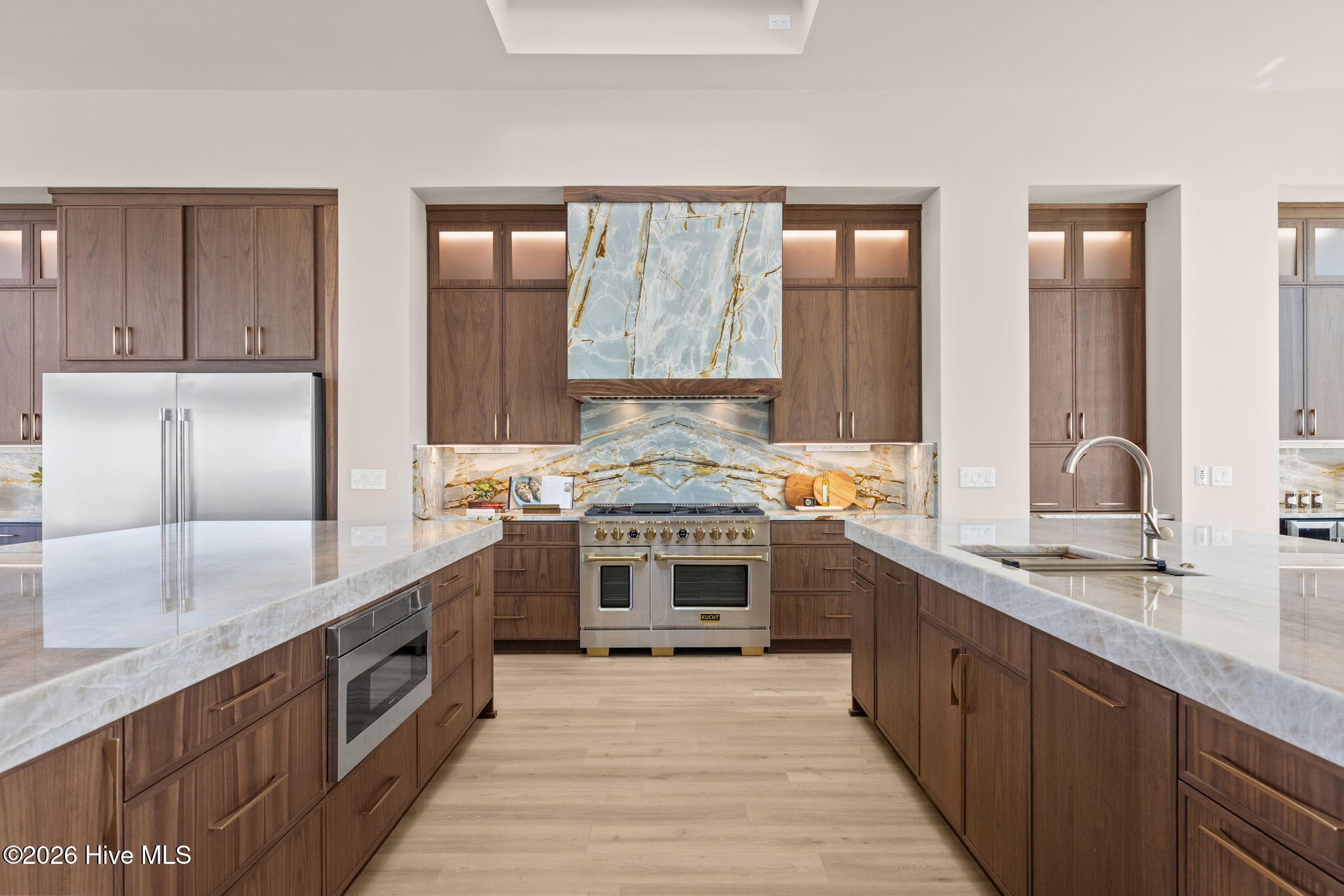 100552191 | Photo 10