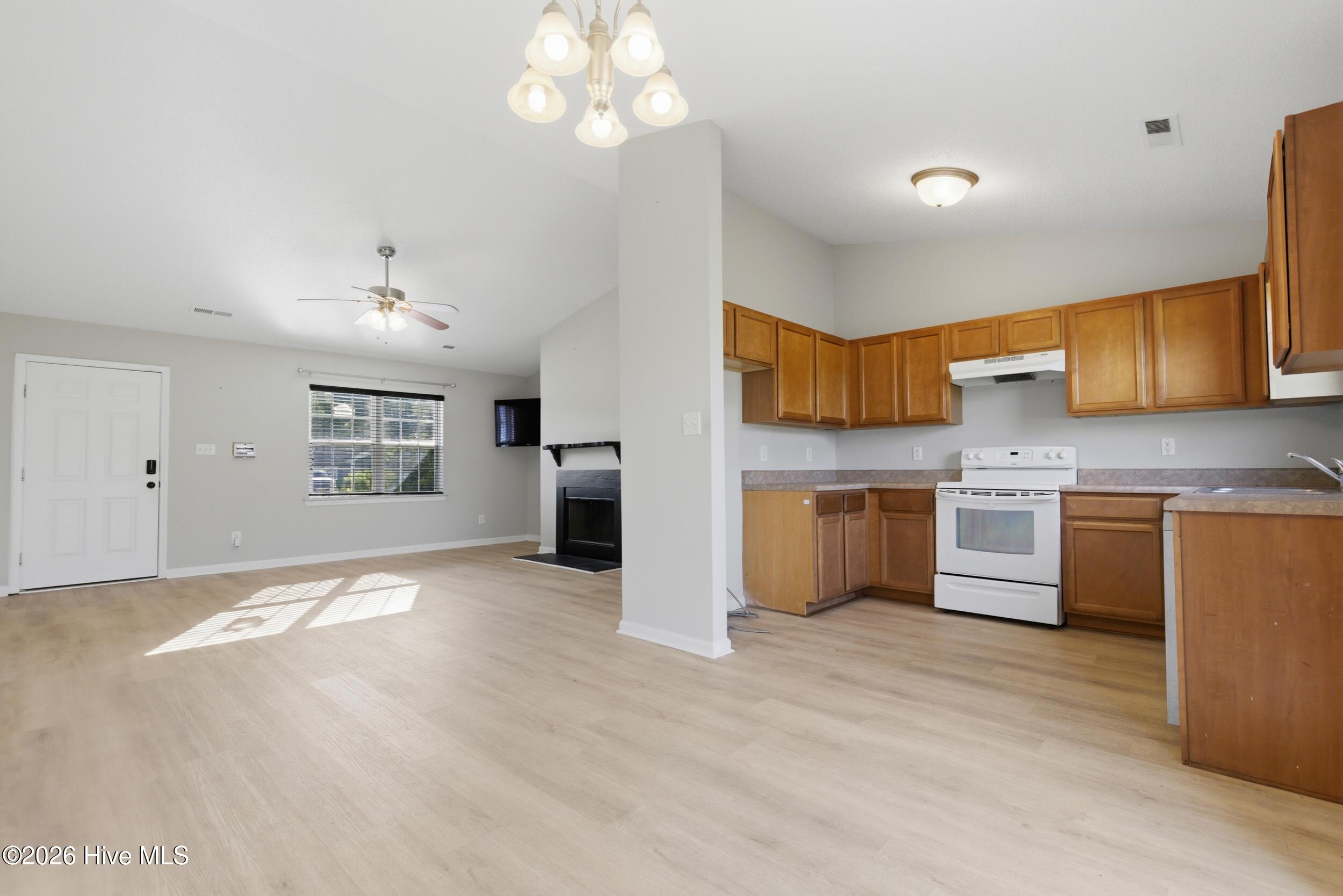 105 Starkys Creek Court,Maysville