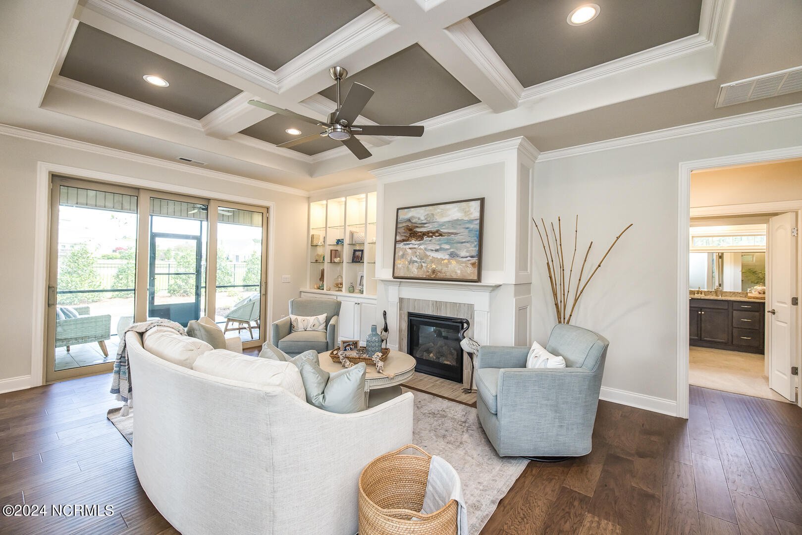 5296 Marco Drive SE, Southport, NC 28461 – photo 12: 12- Living Room