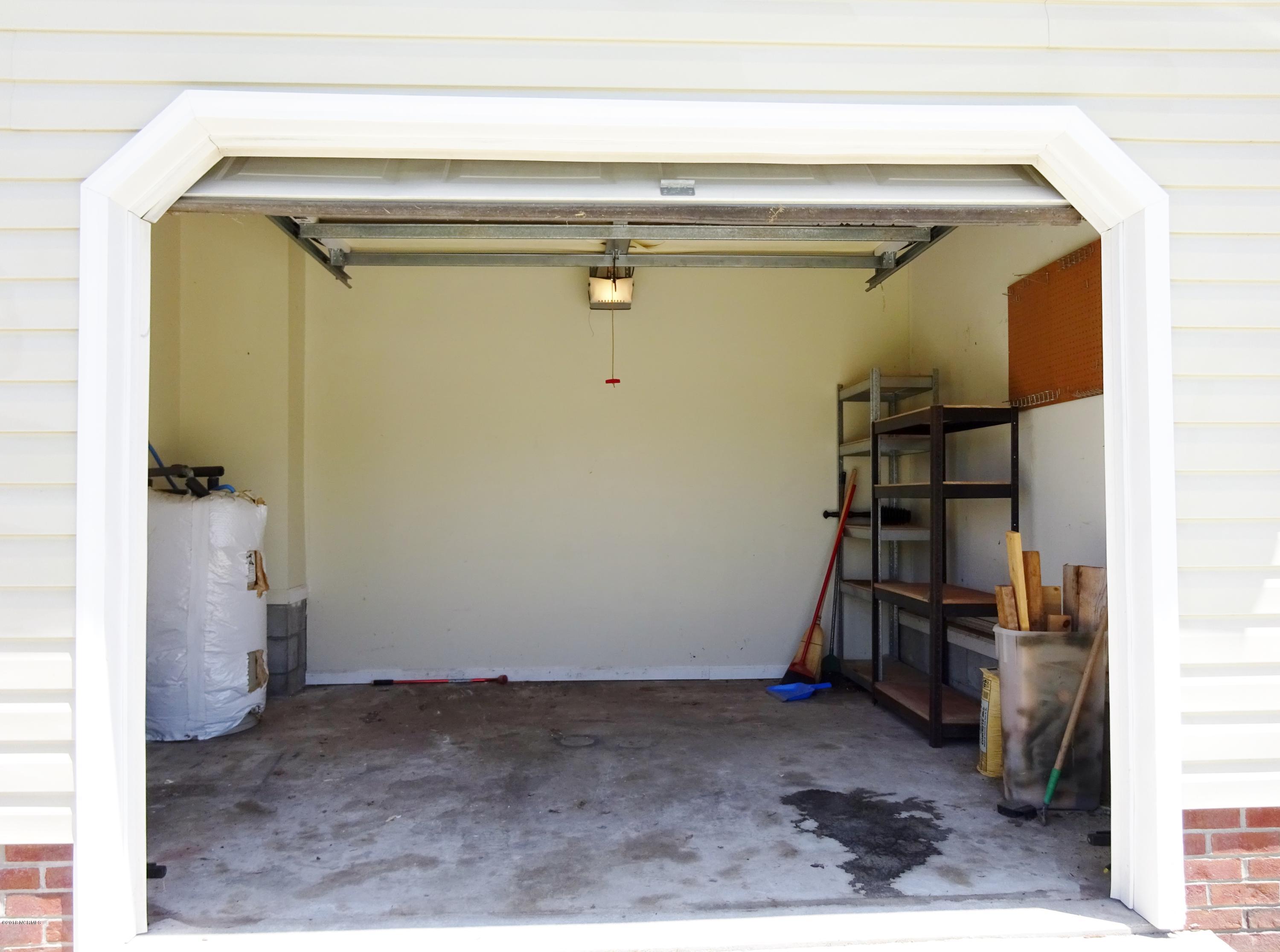 100555136 | Photo 26