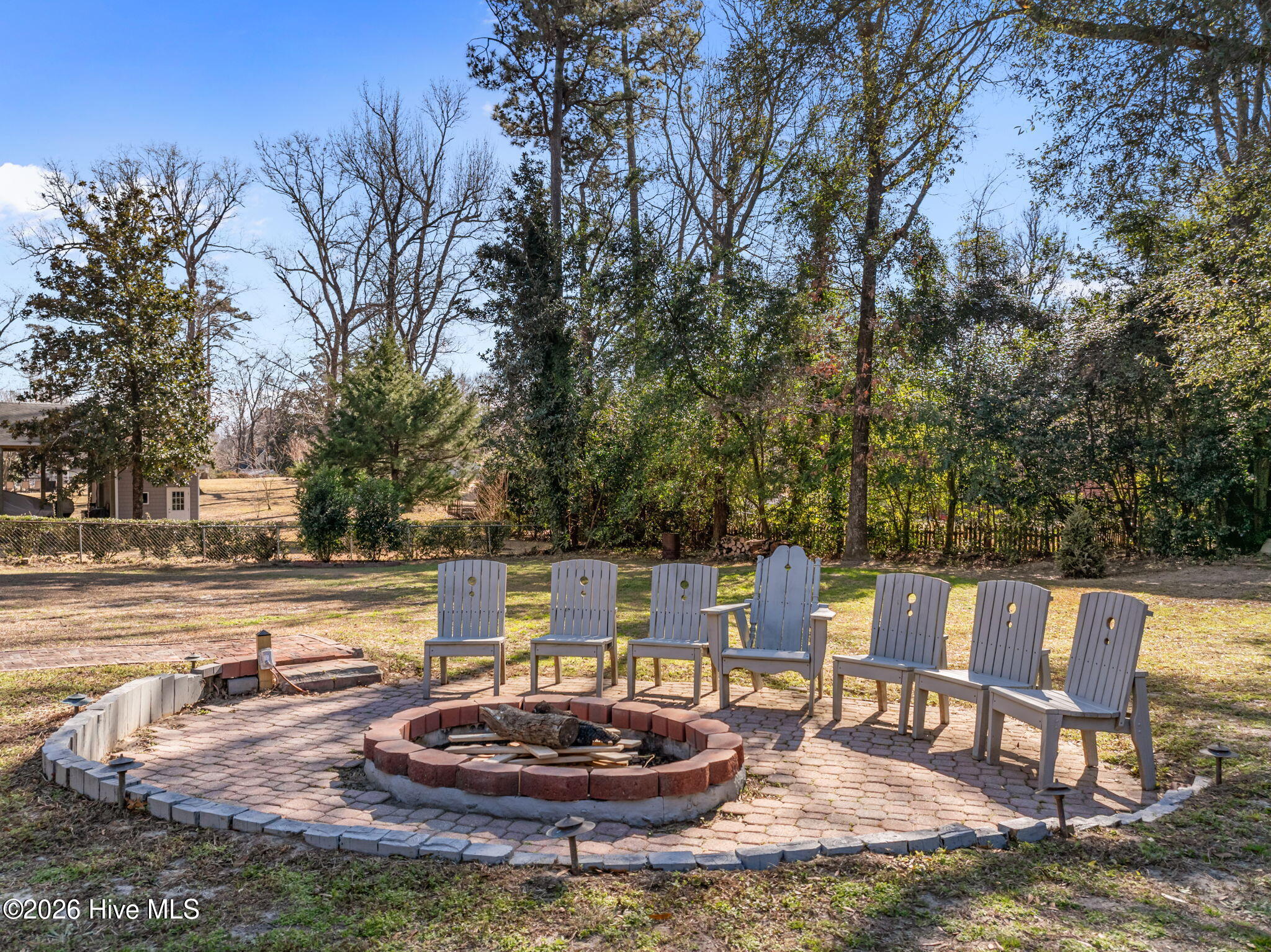 100552637 | Photo 35