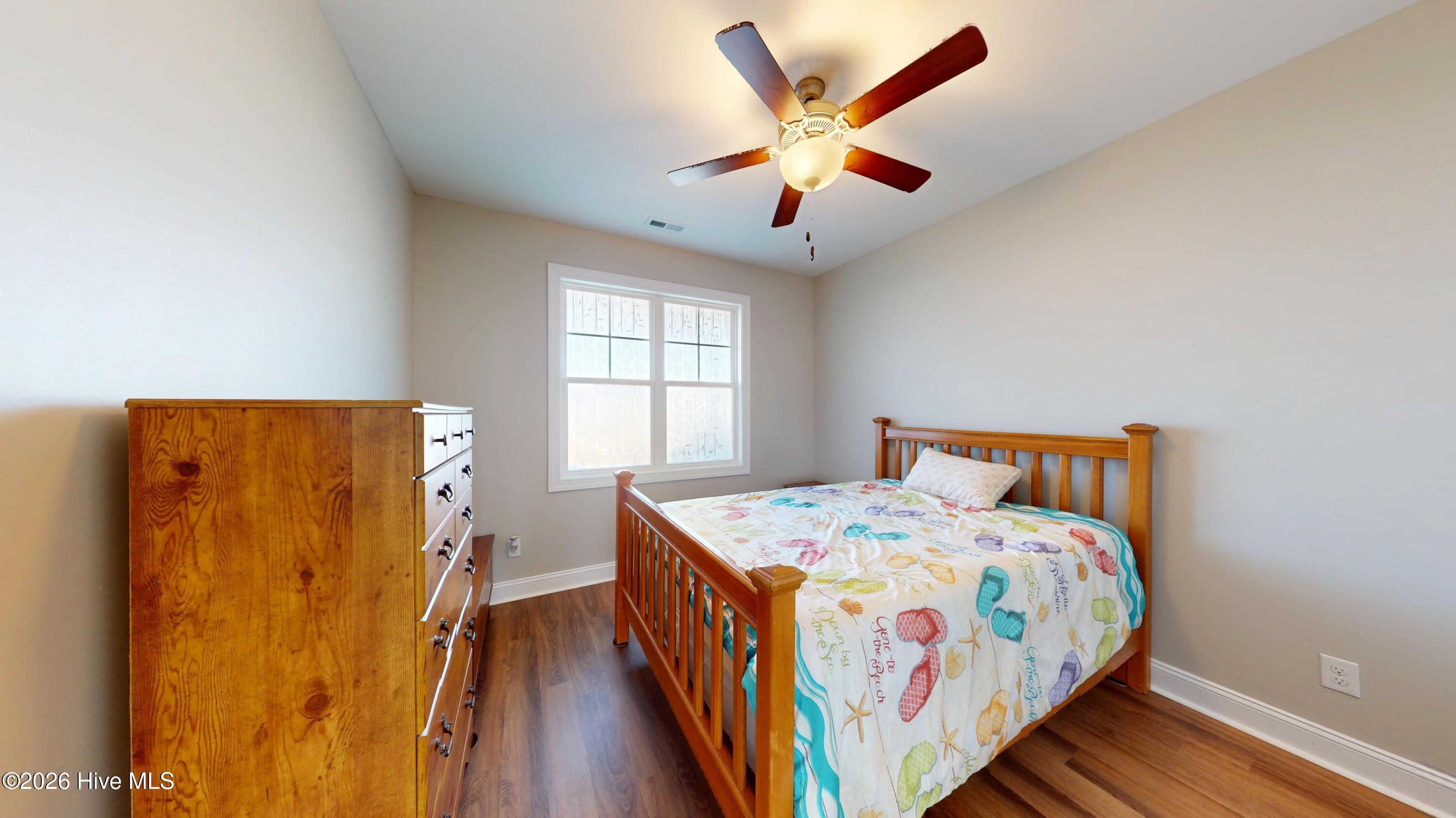 100547102 | Photo 29