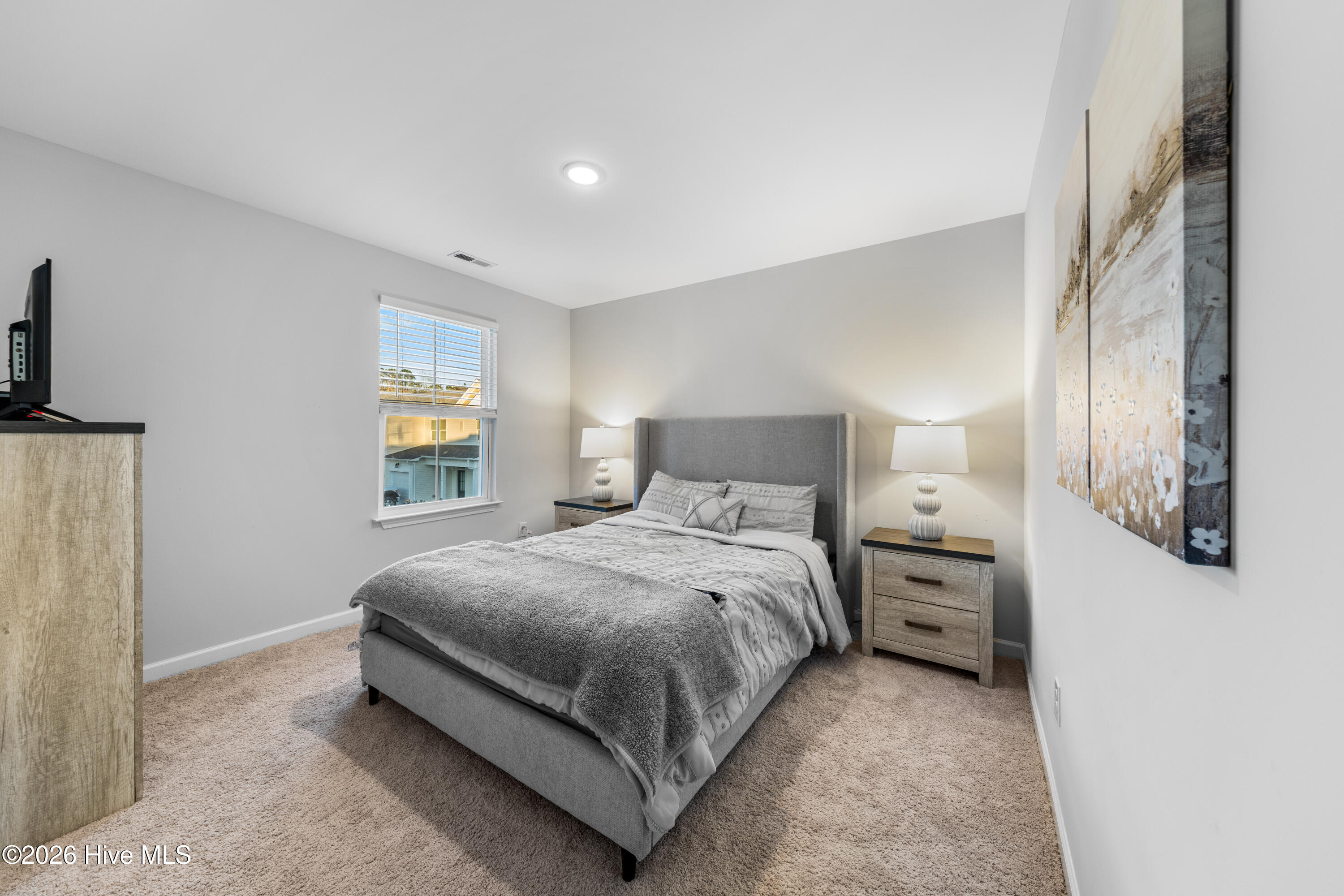 100555371 | Photo 21