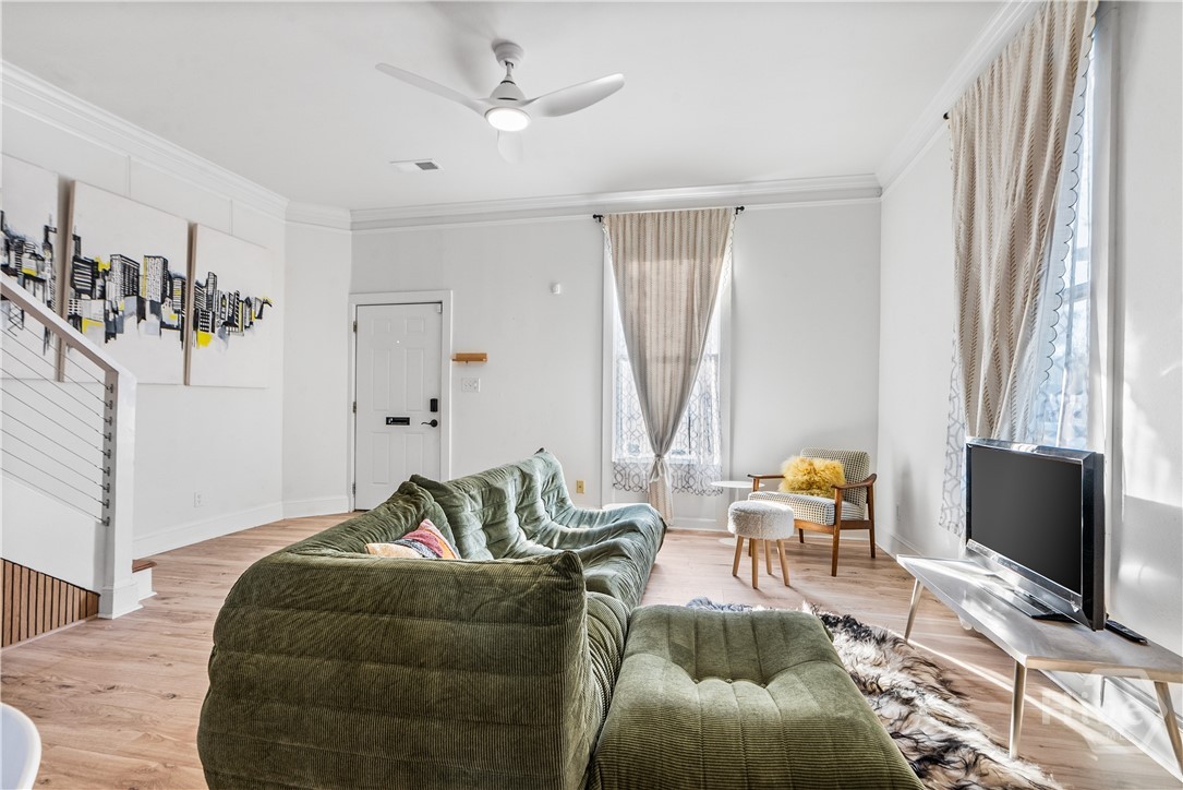 Homes for sale in Savannah, GA | 1402 Jefferson St, Savannah, GA 31401 | MLS# SA351834