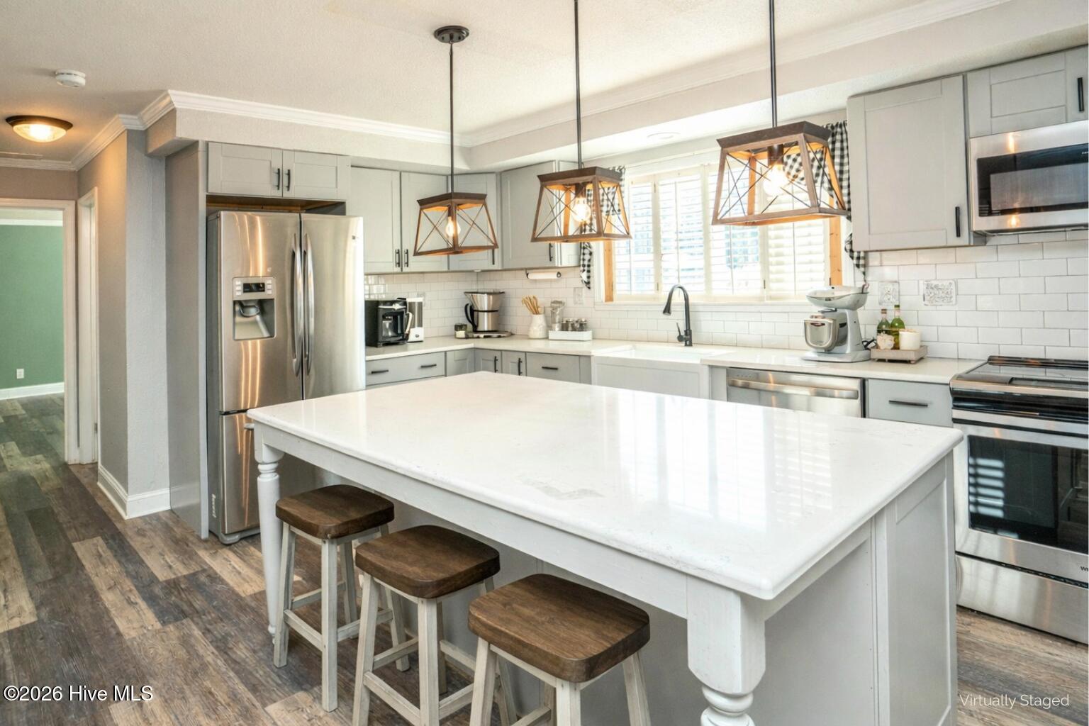 100552222 | Photo 12