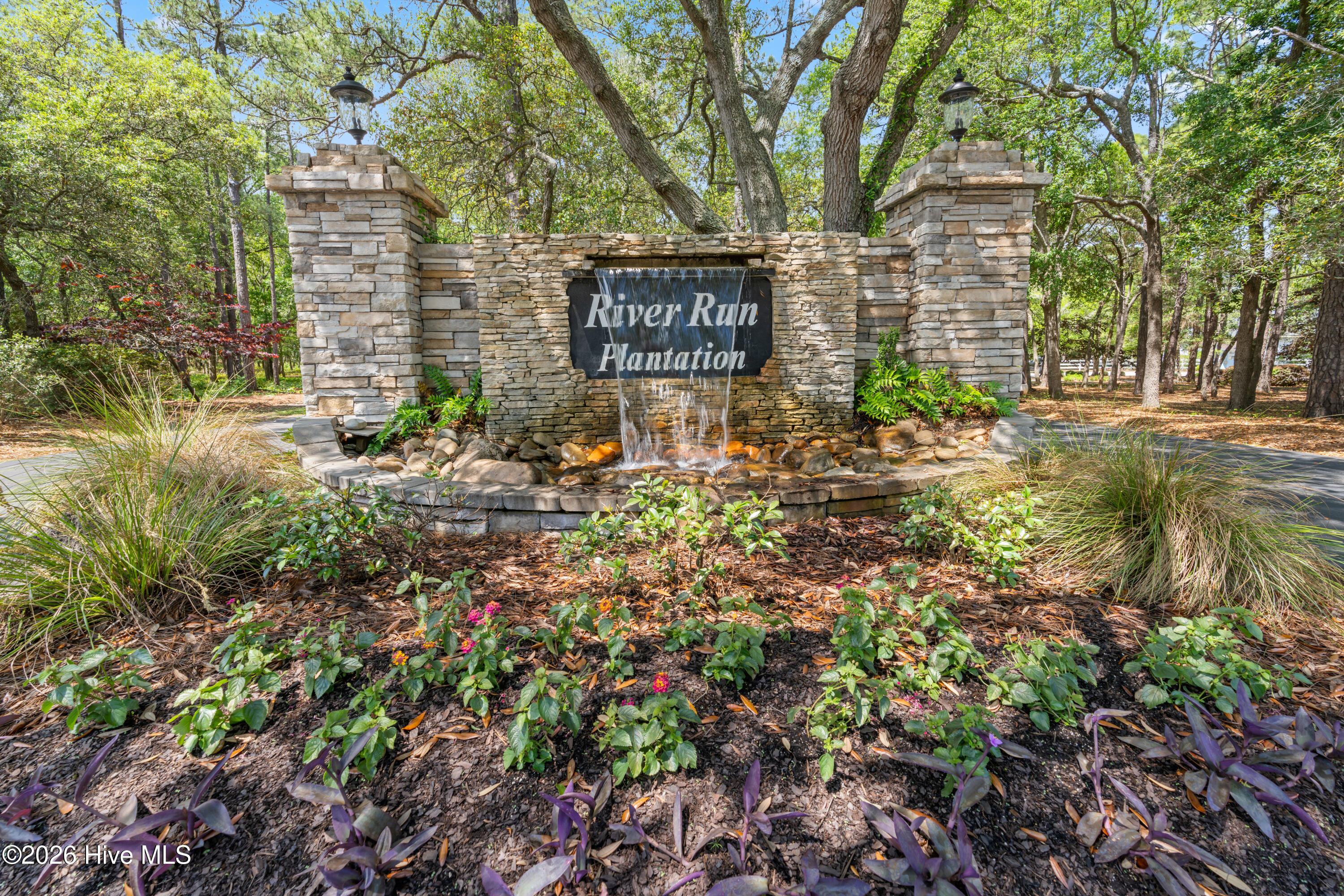 100562676 | Photo 34