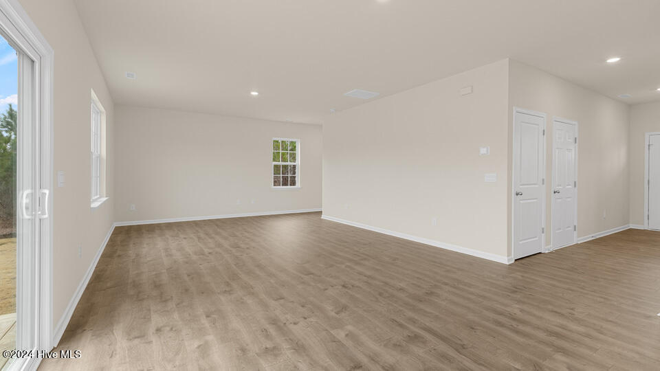 1130 Queensland Lane