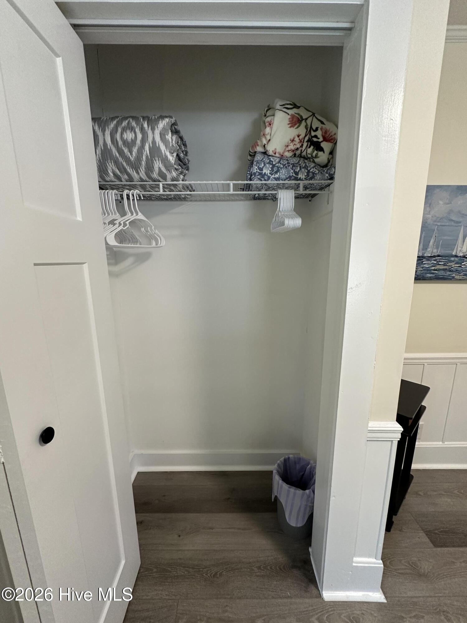 100556004 | Photo 15