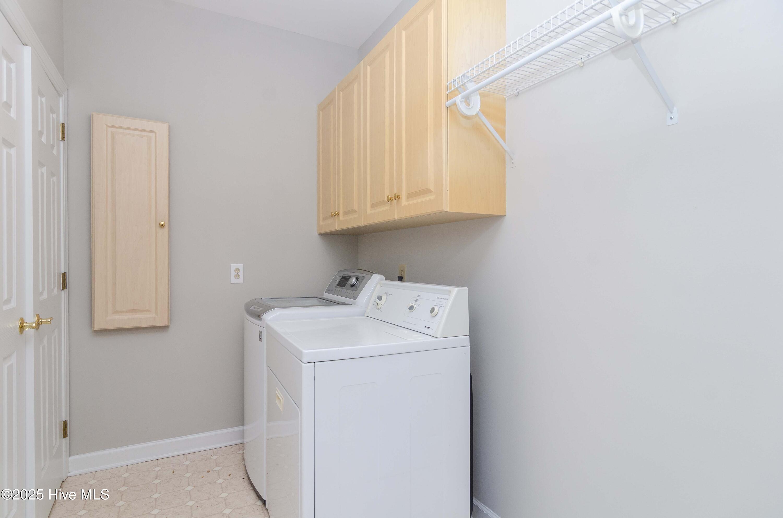 100516965 | Photo 16