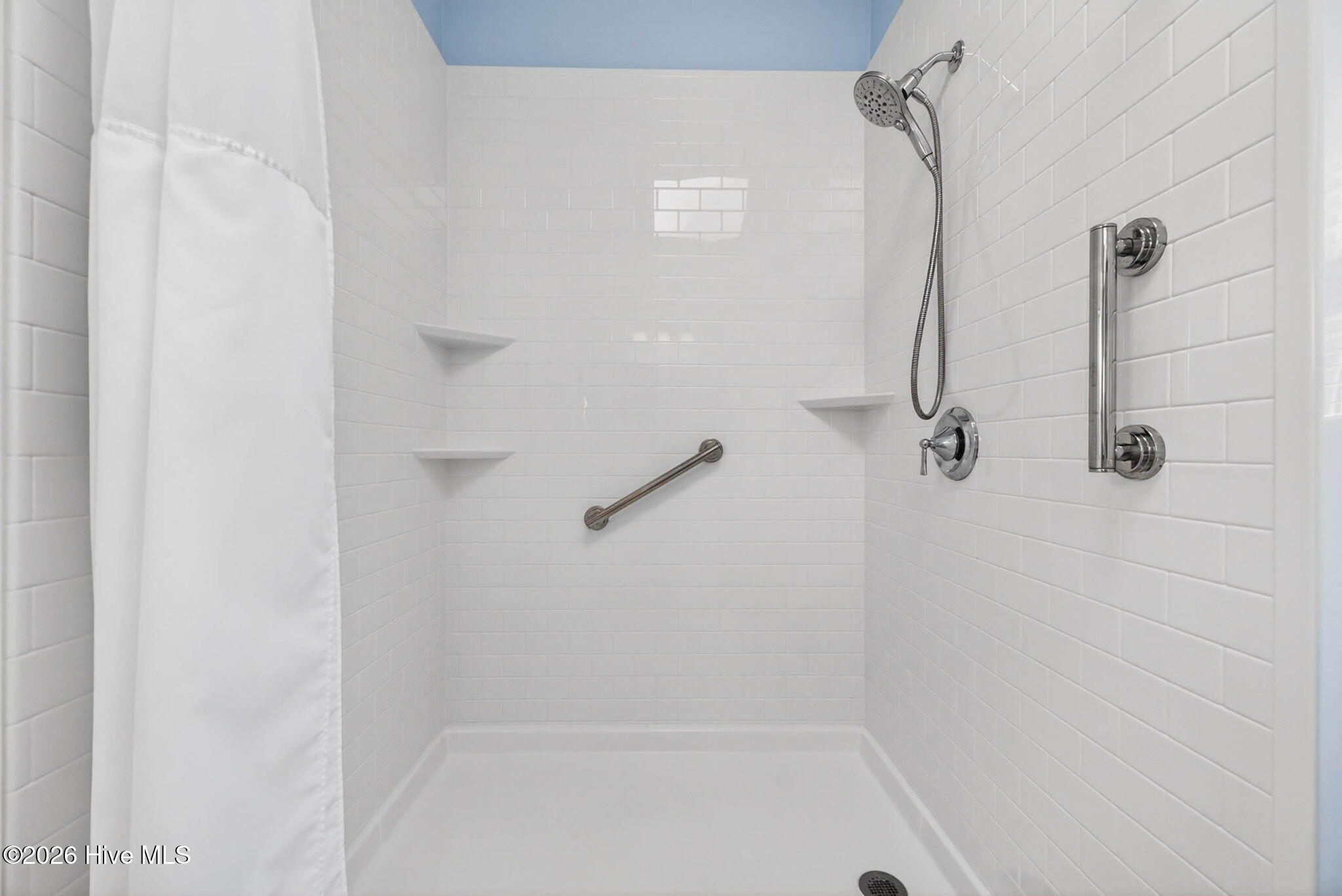 100569614 | Photo 20