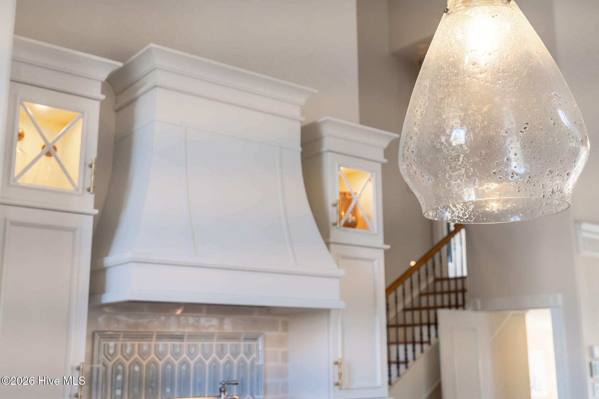 100552689 | Photo 36