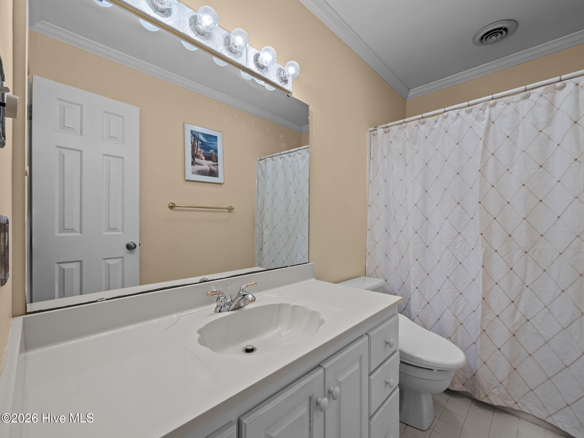 200 Pelican Drive, Newport, NC, 28570