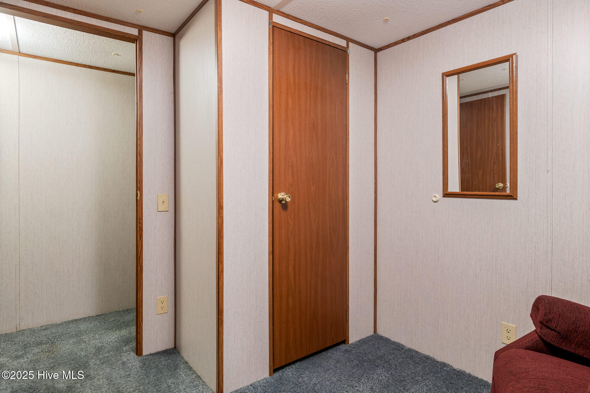 100543182 | Photo 17