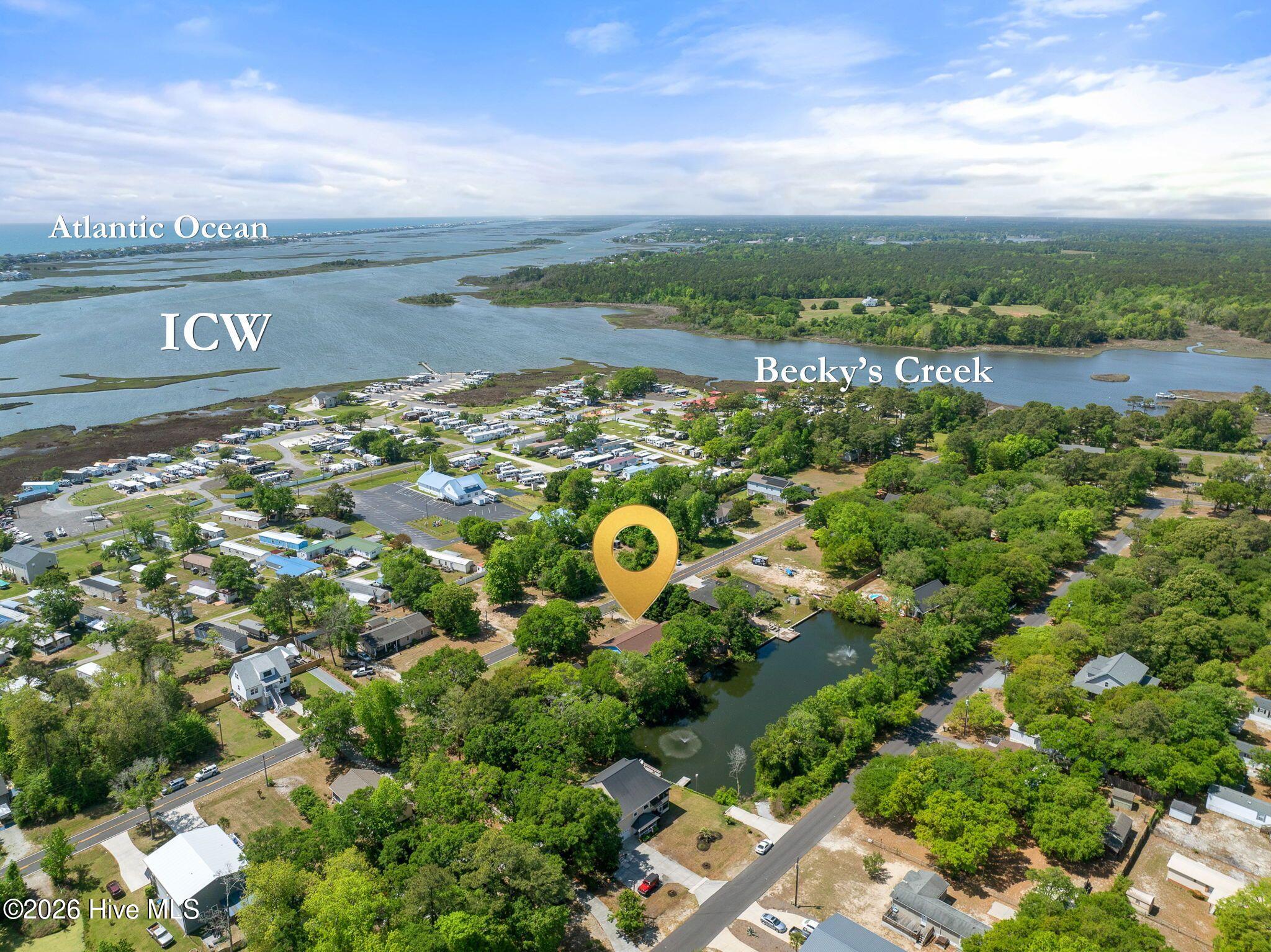 100569227 | Photo 36