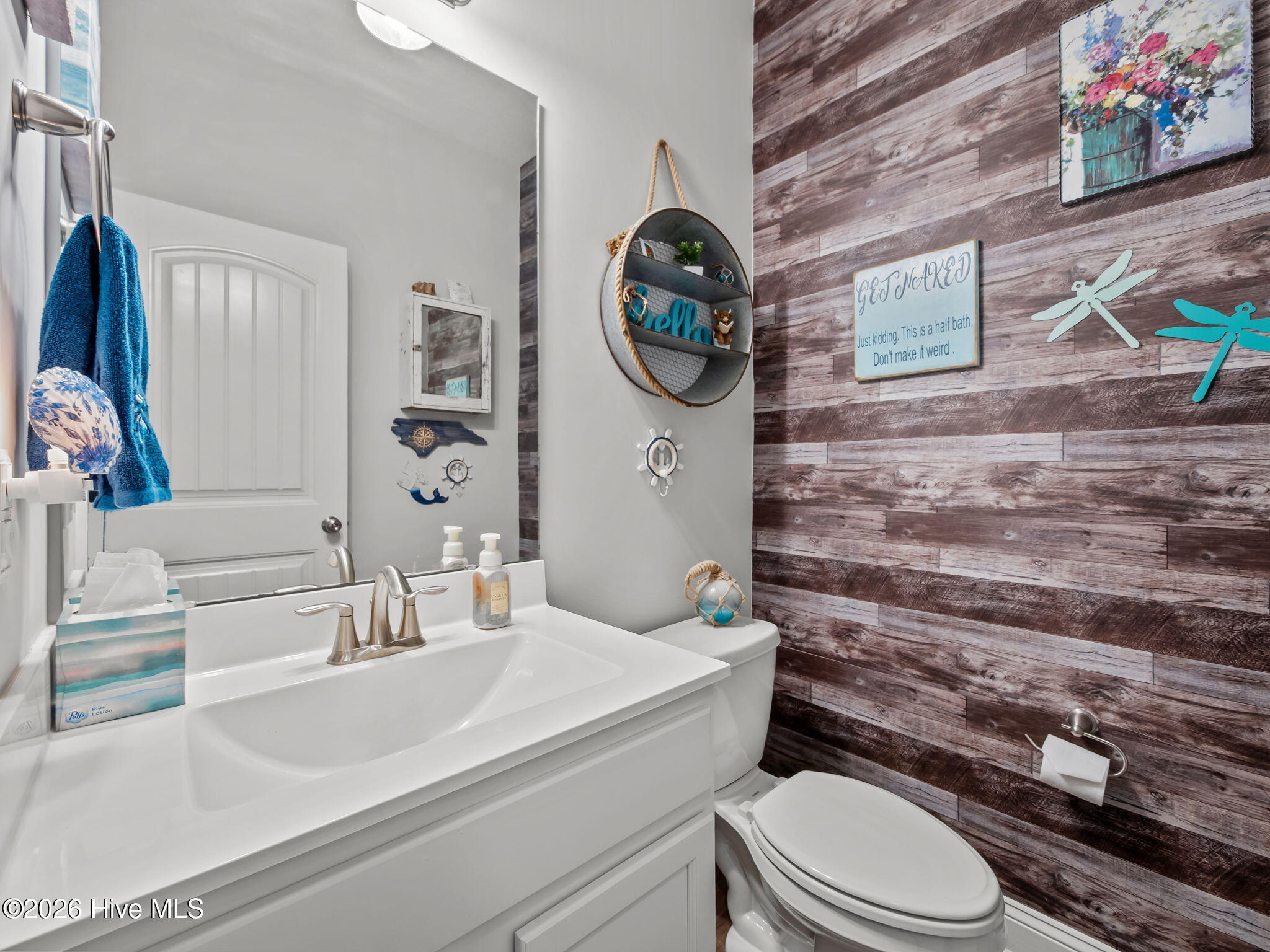 100554631 | Photo 38