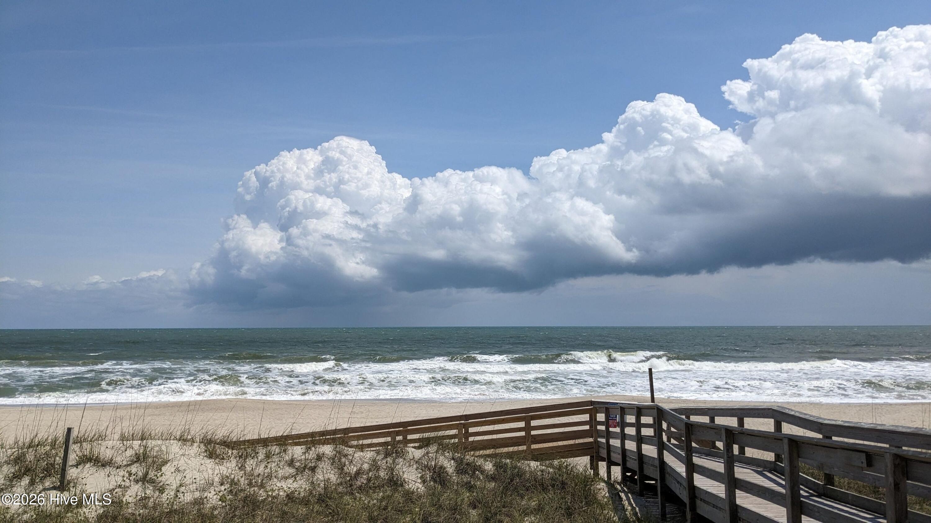 100550094 | Photo 42