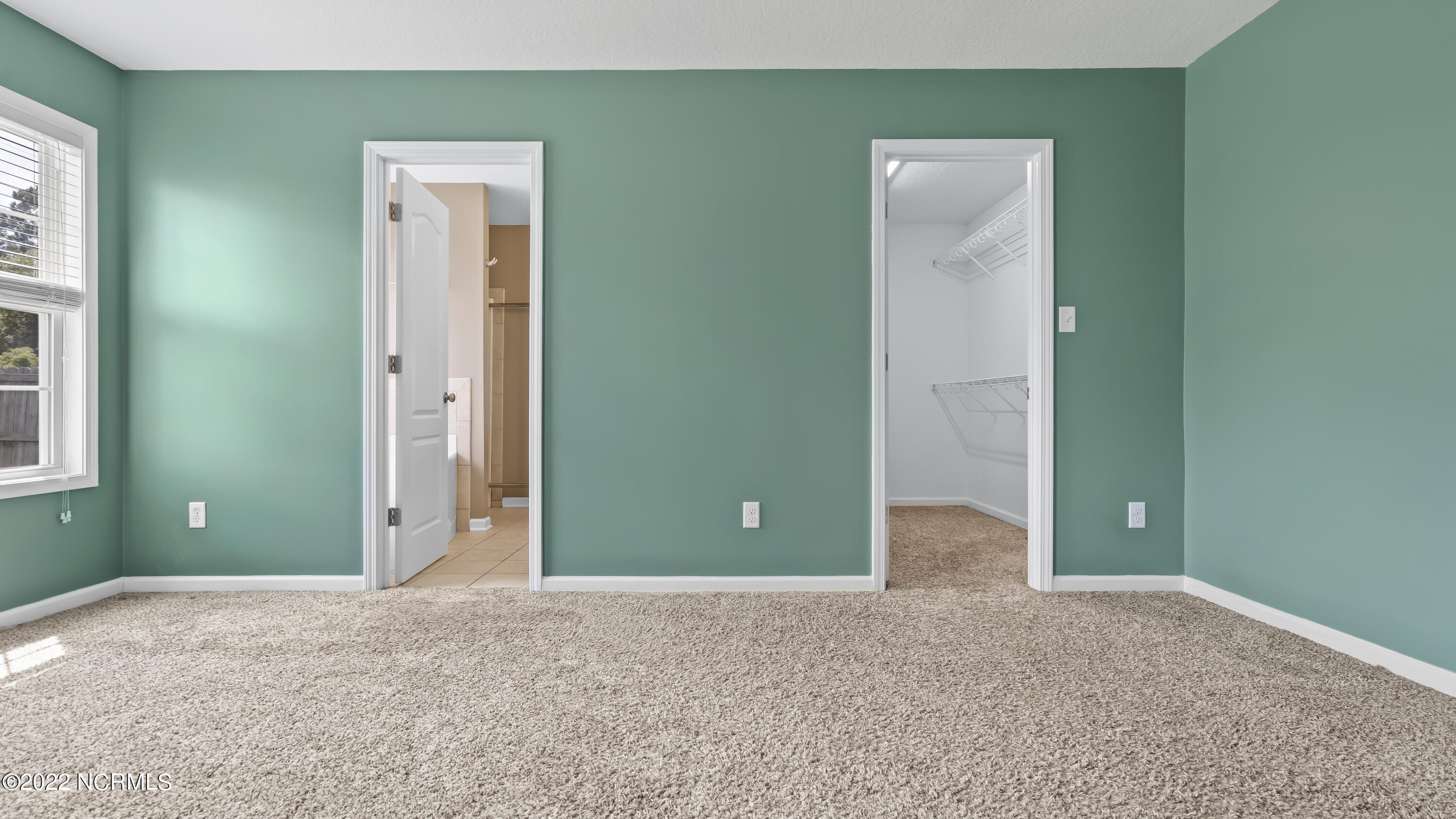 100566644 | Photo 19