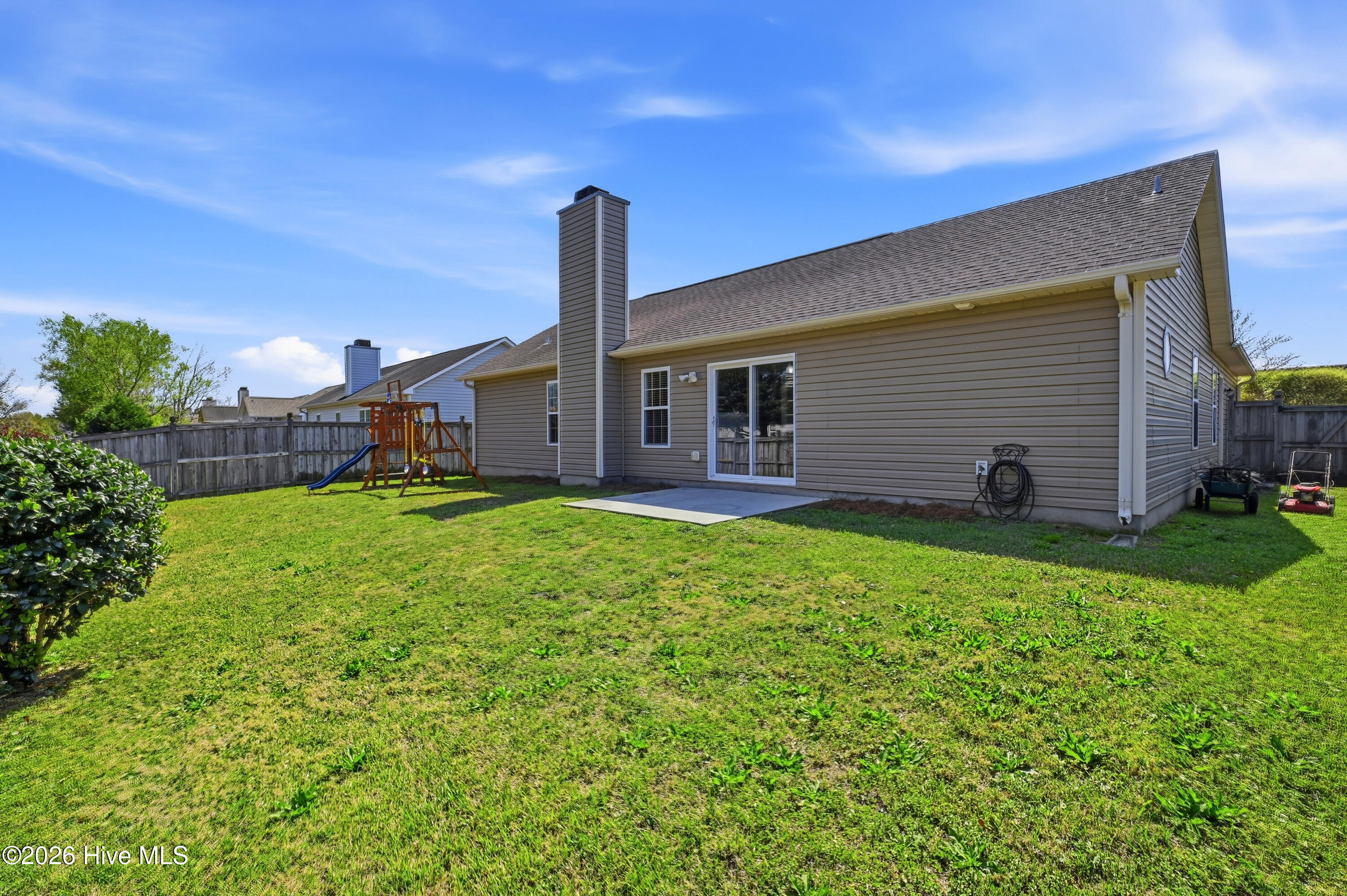 100564031 | Photo 32