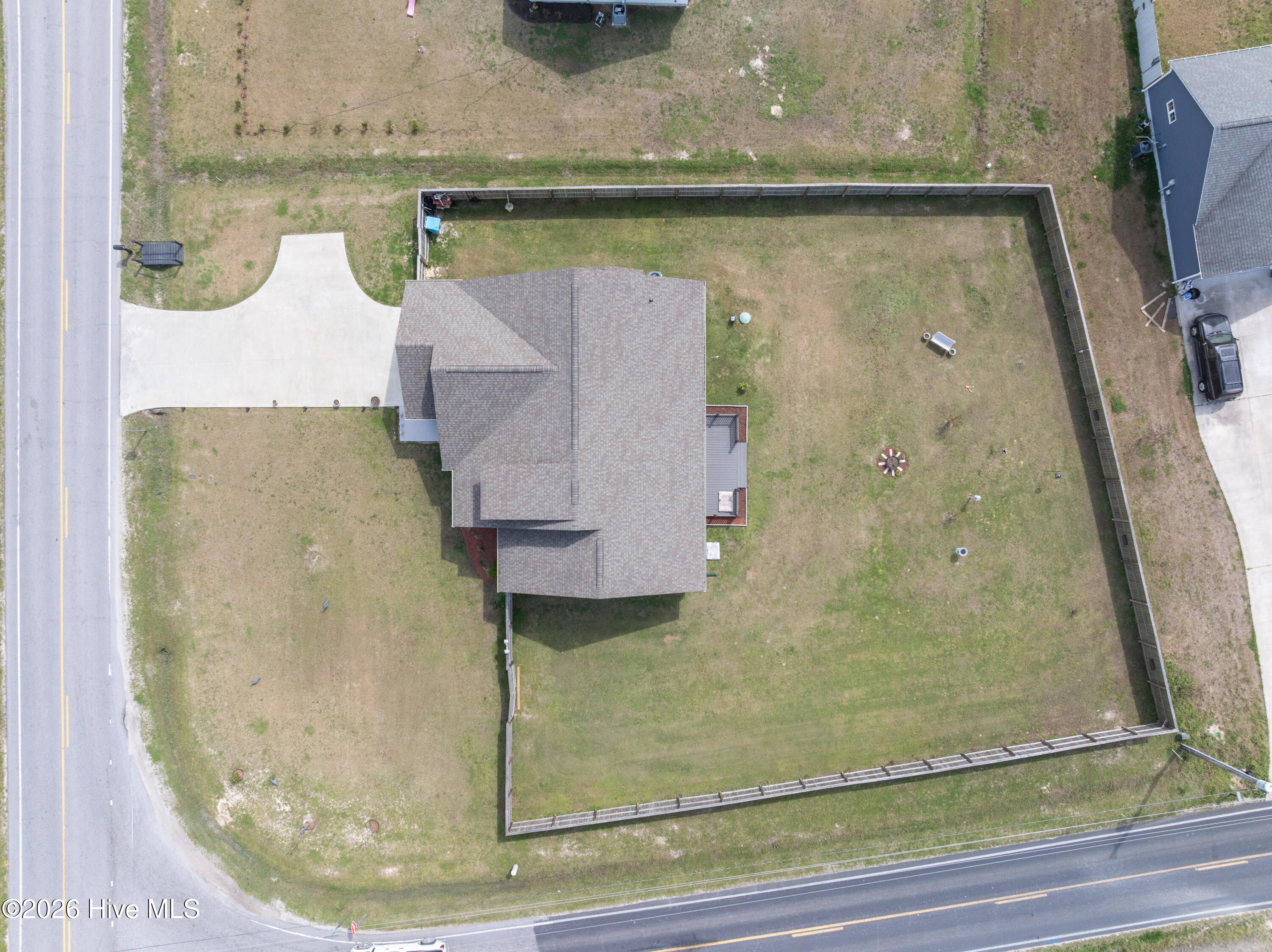 100563882 | Photo 37