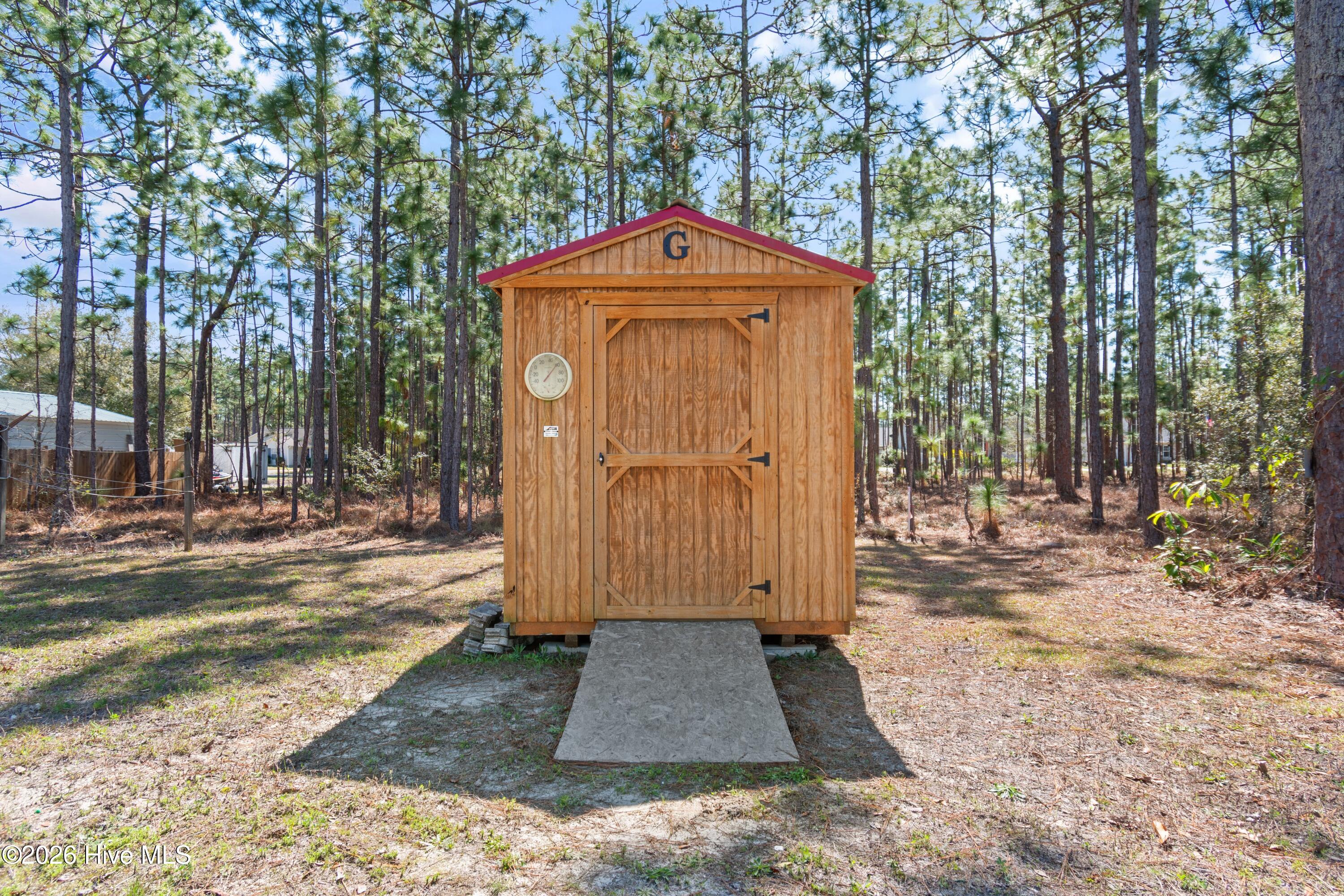 100561702 | Photo 31