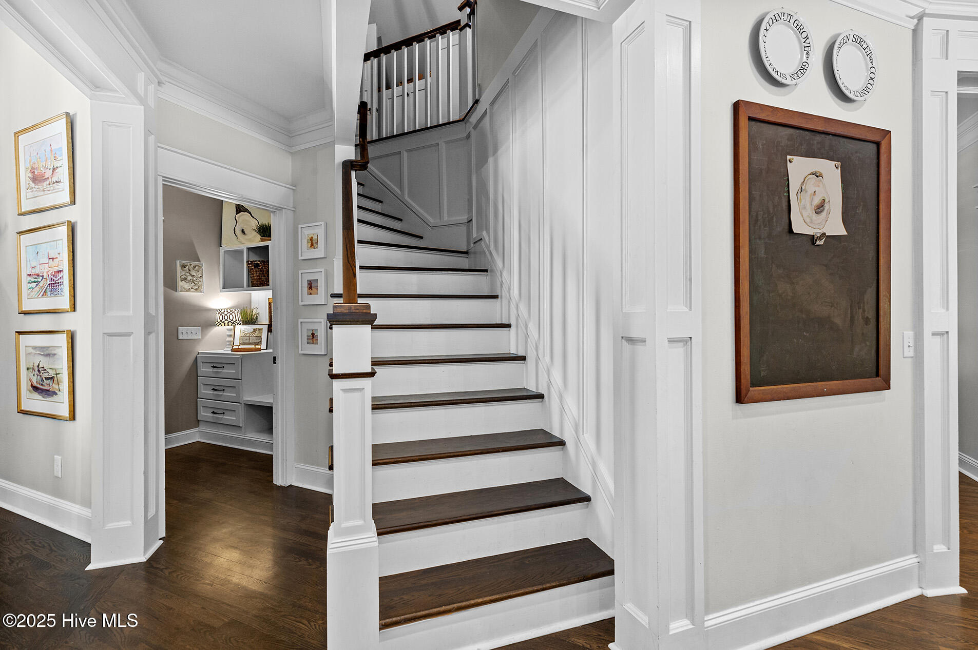 100541349 | Photo 22