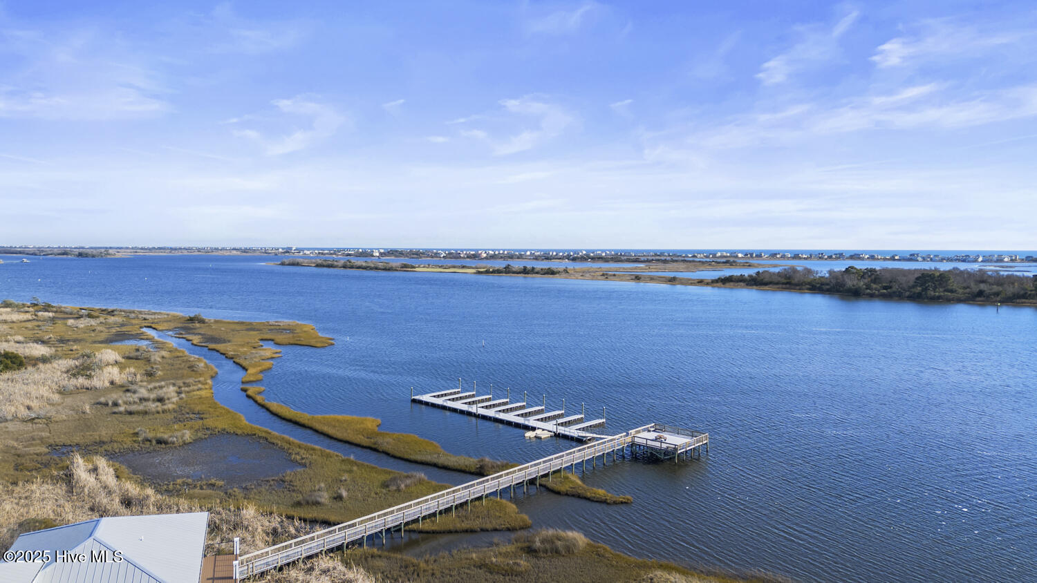 100545197 | Photo 86