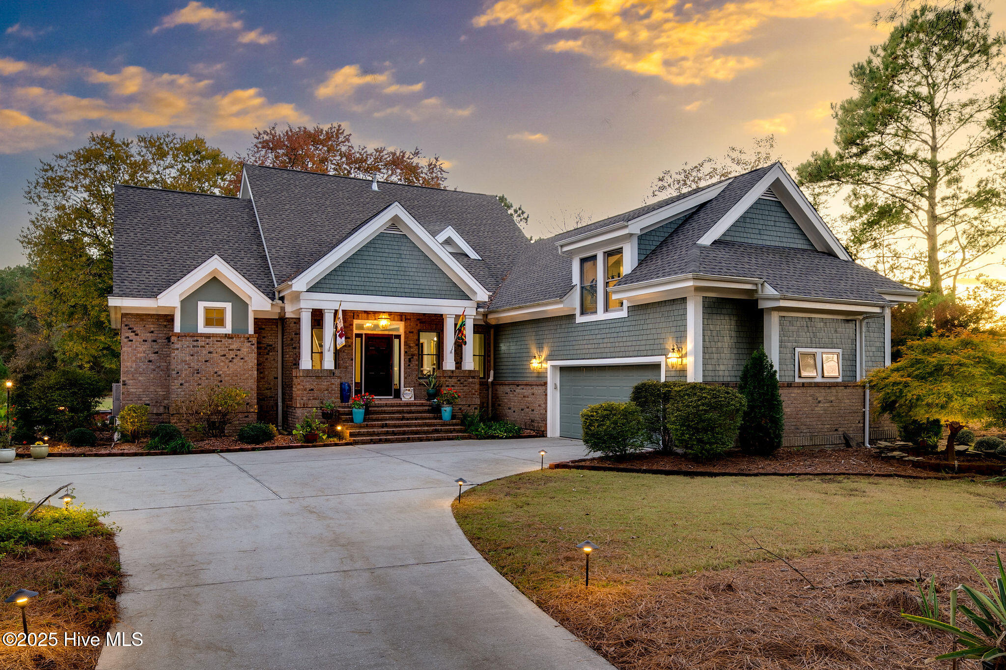 513 E Henry Street, Savannah, GA, 31401