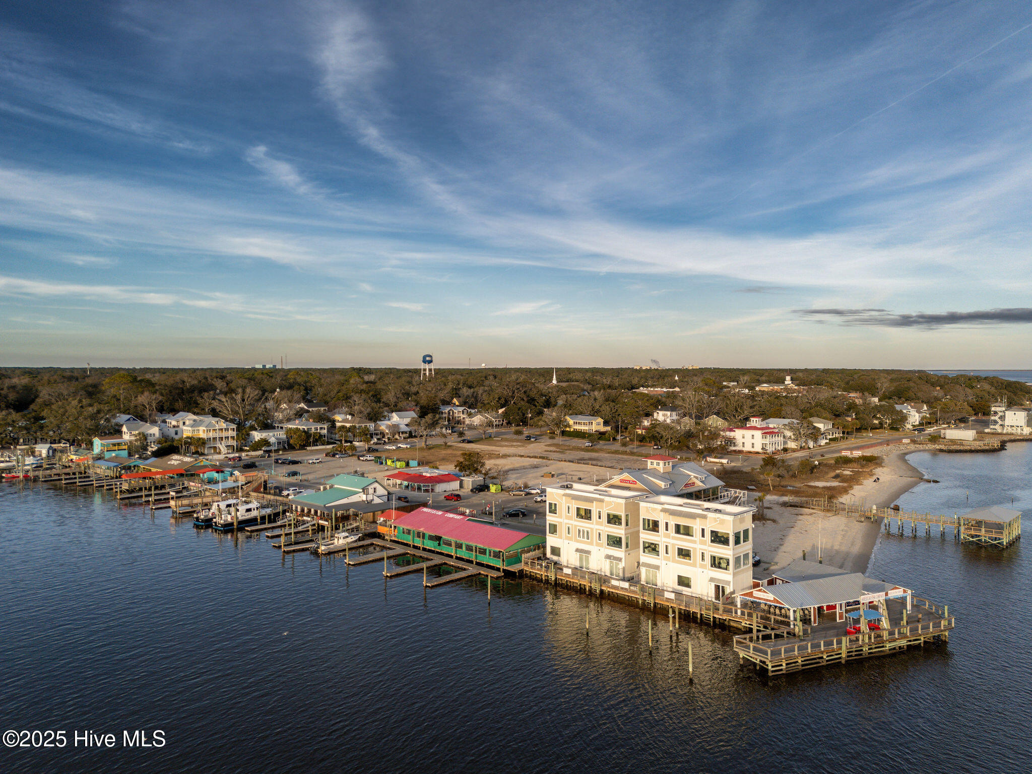 100526729 | Photo 106