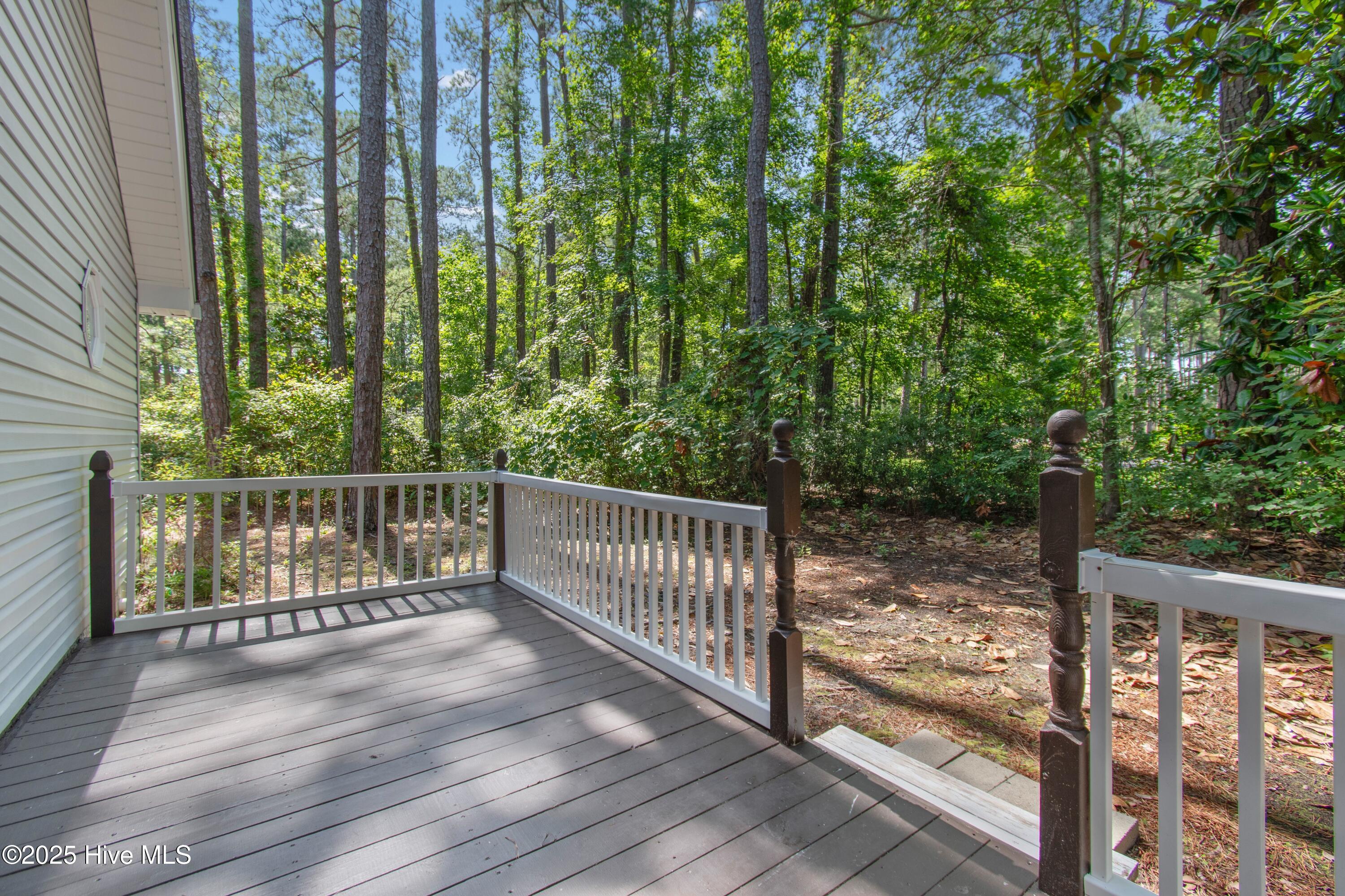 100515628 | Photo 29