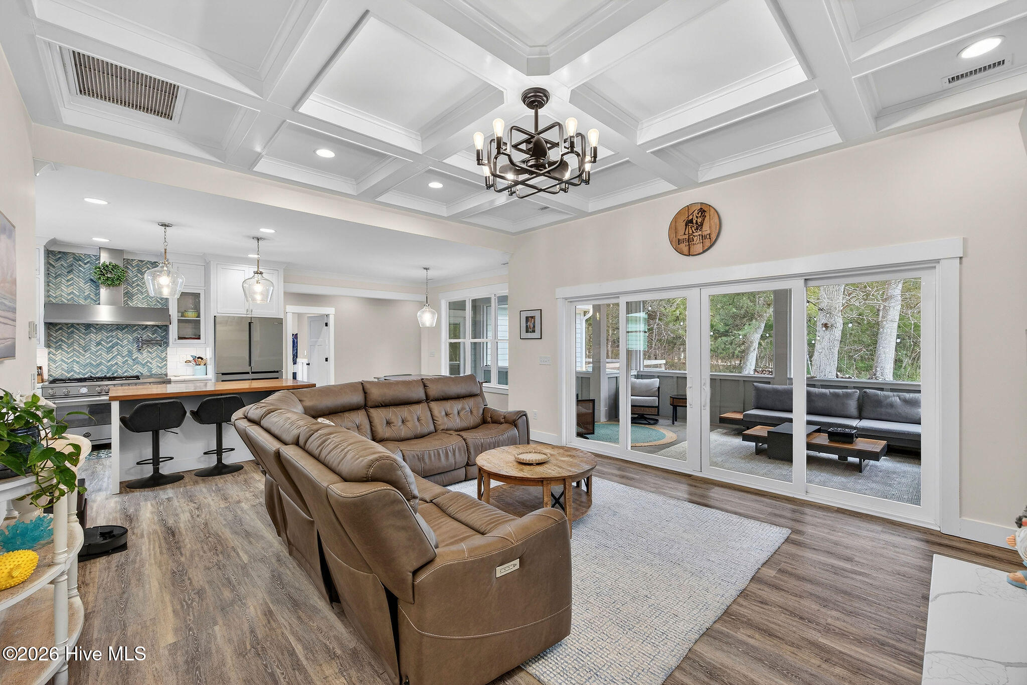 100555452 | Photo 12