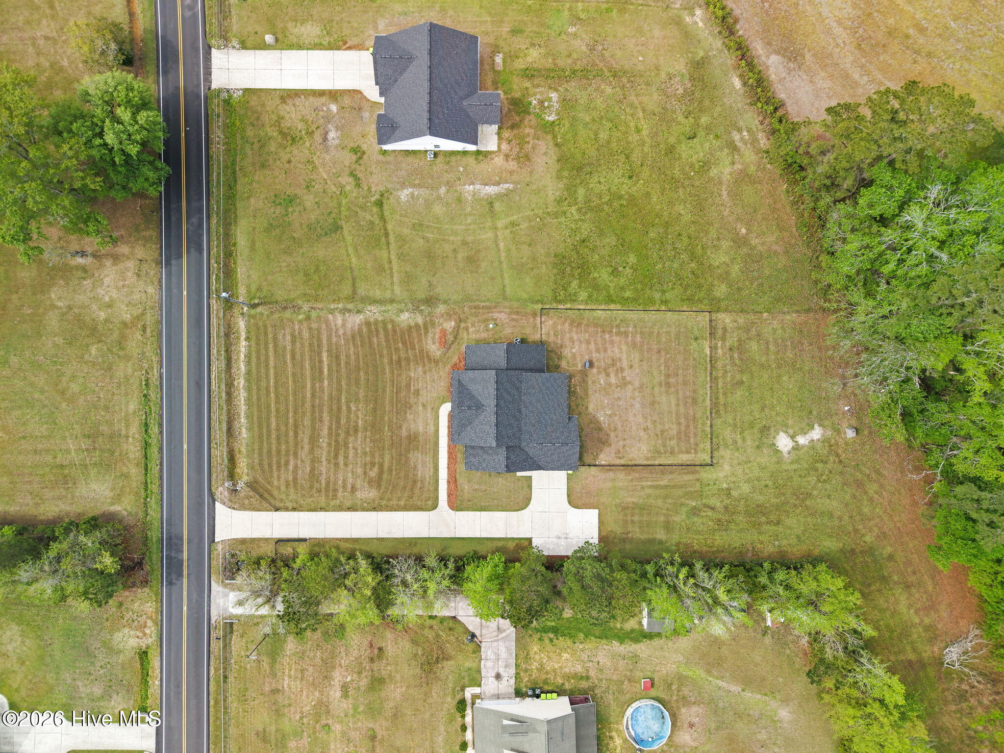 100565582 | Photo 42