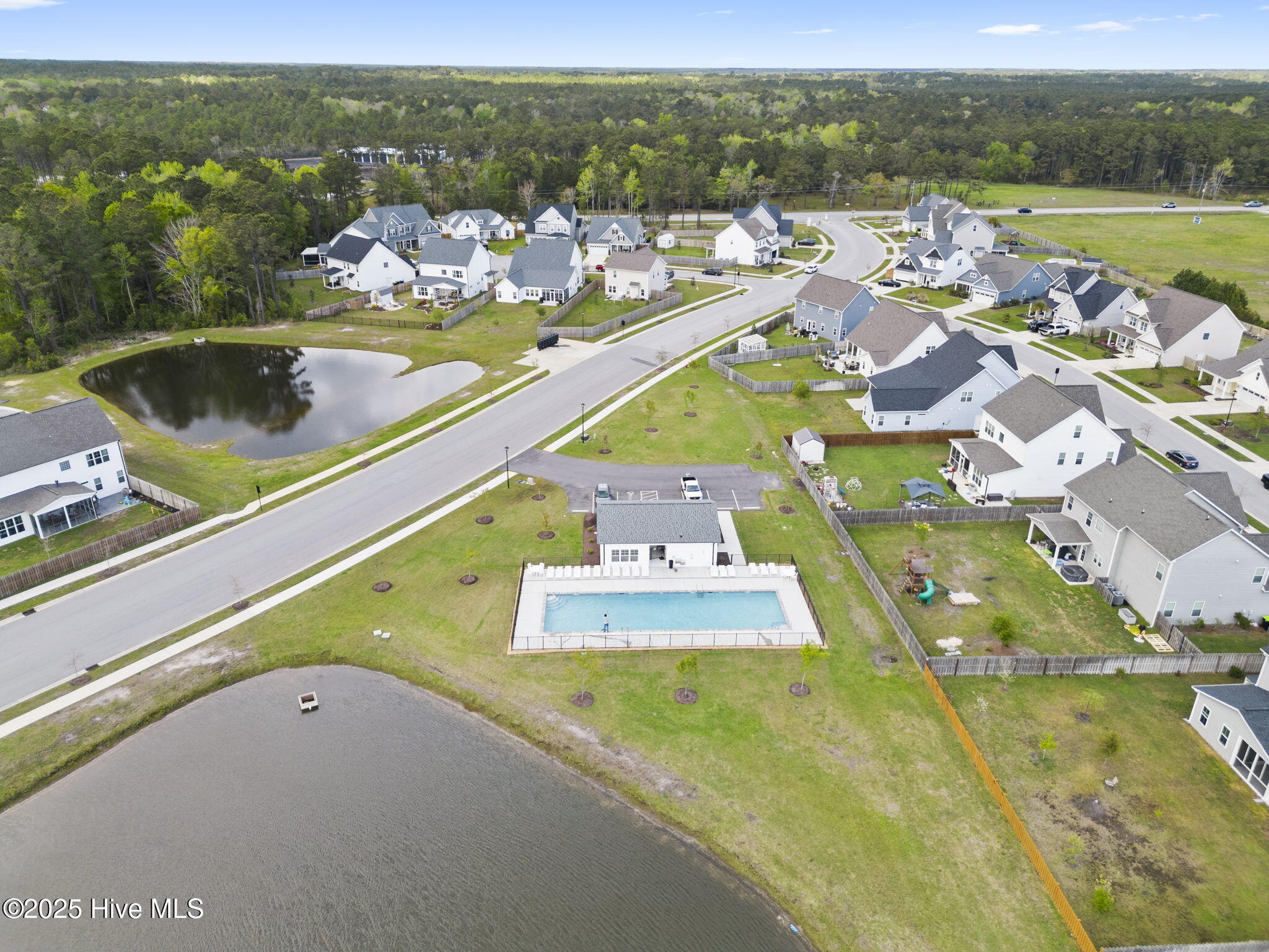 100538351 | Photo 68