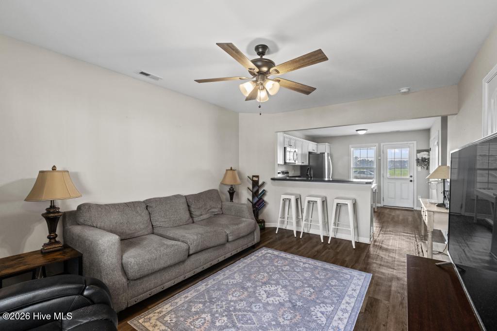 152 Cornerstone Drive, Beulaville, NC 28518 – photo 5: living room from front door