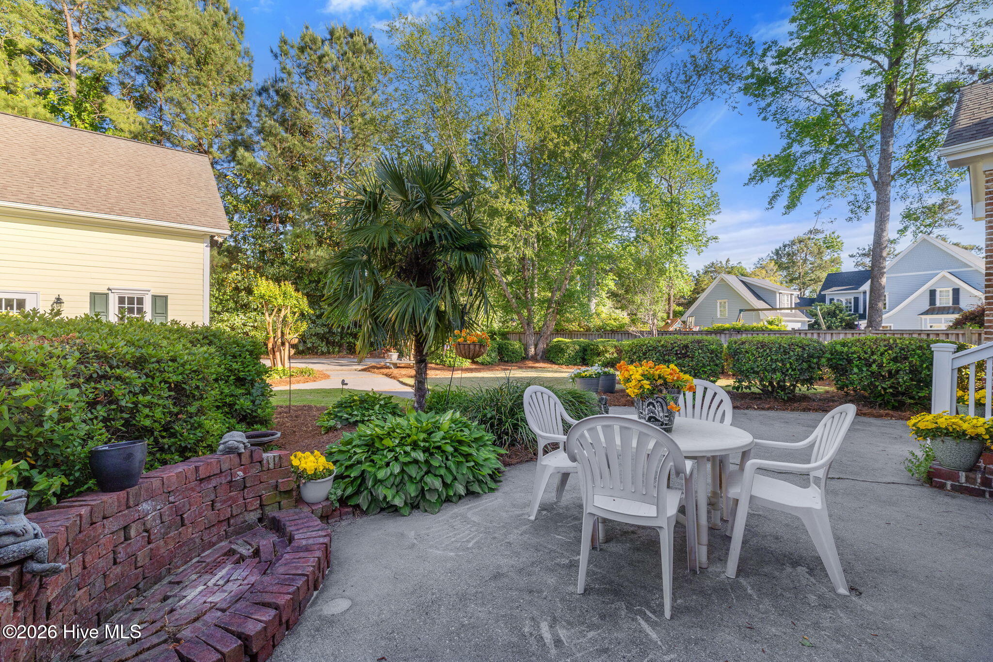 100570394 | Photo 80