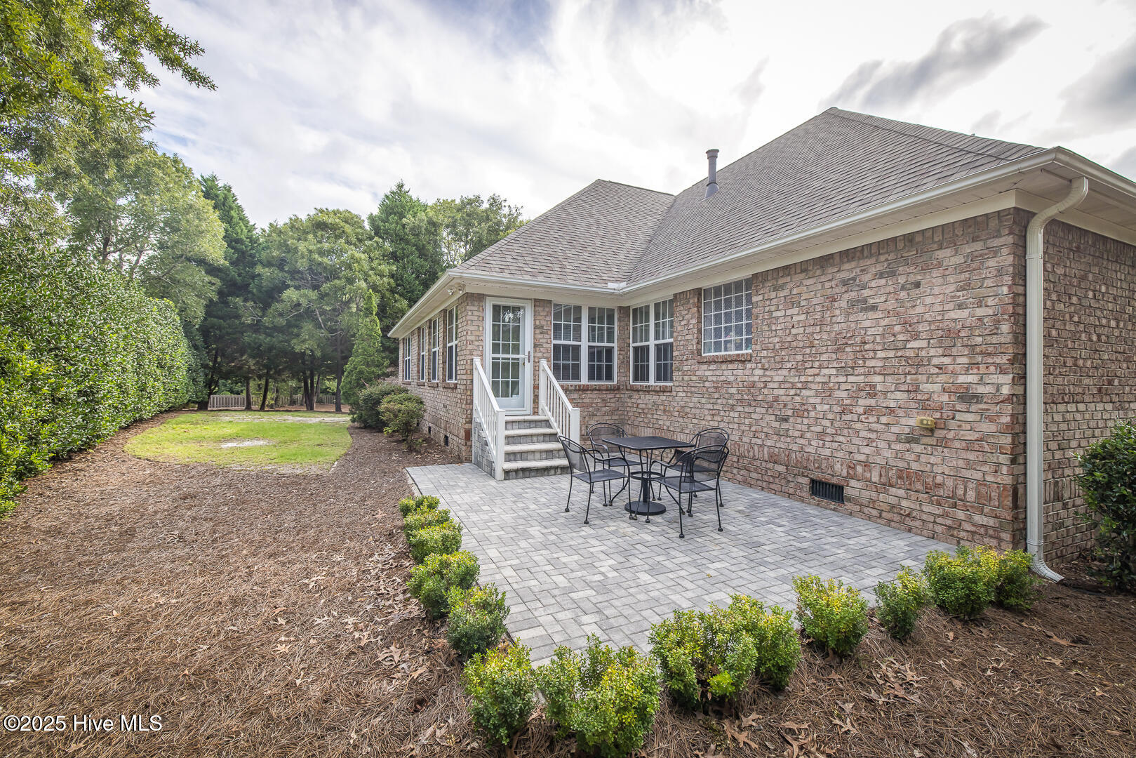 100538181 | Photo 53