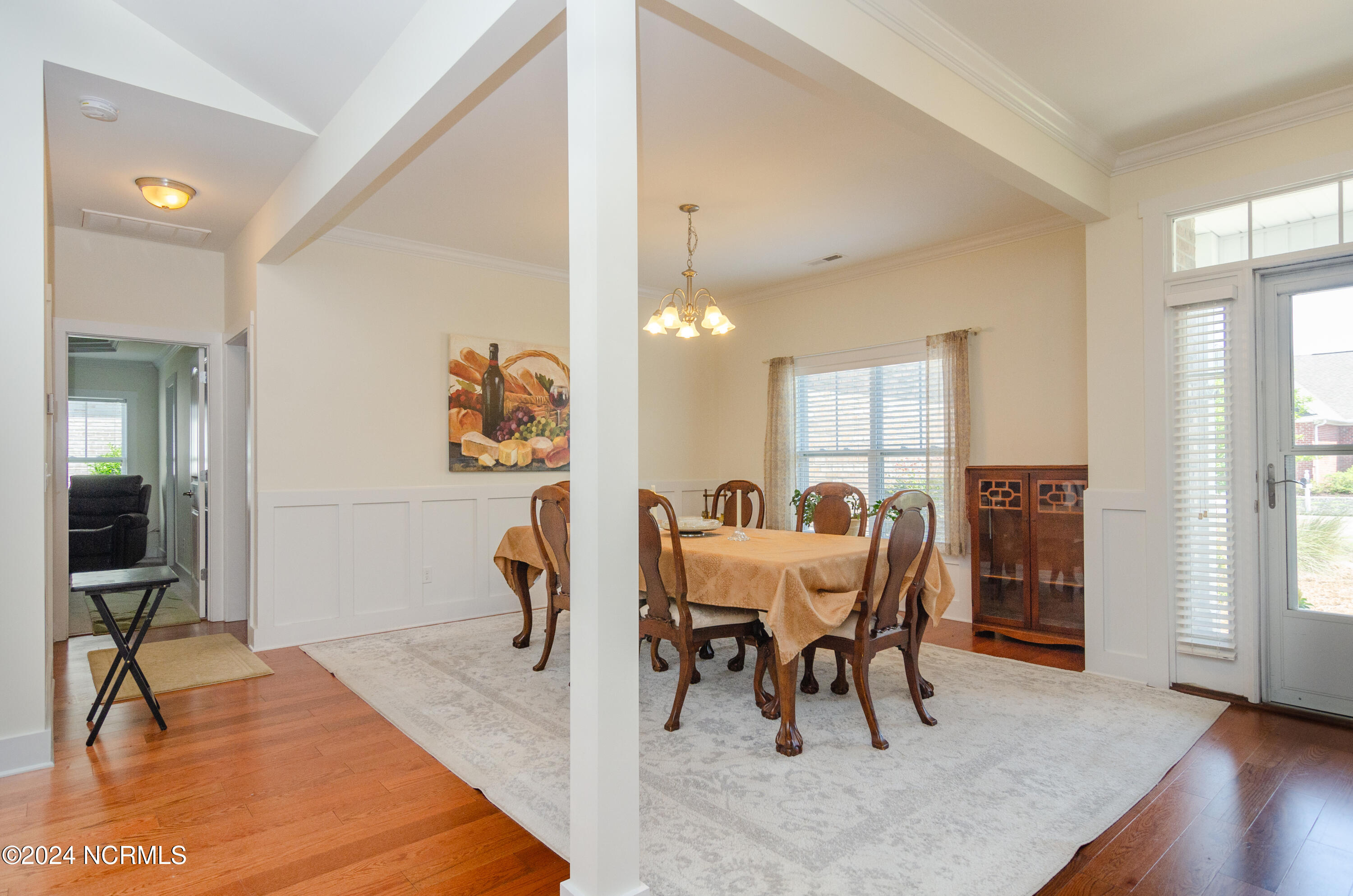 100470956 | Photo 15