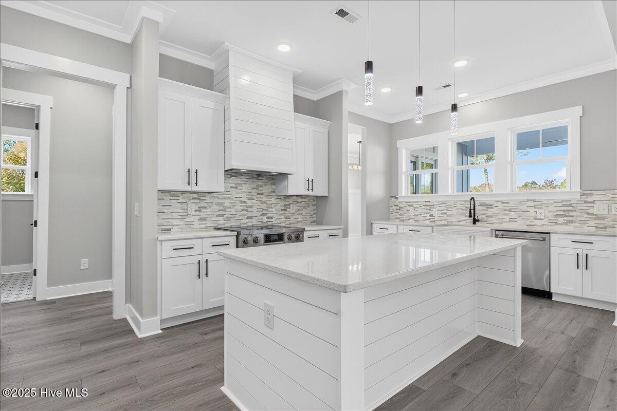 100541548 | Photo 45