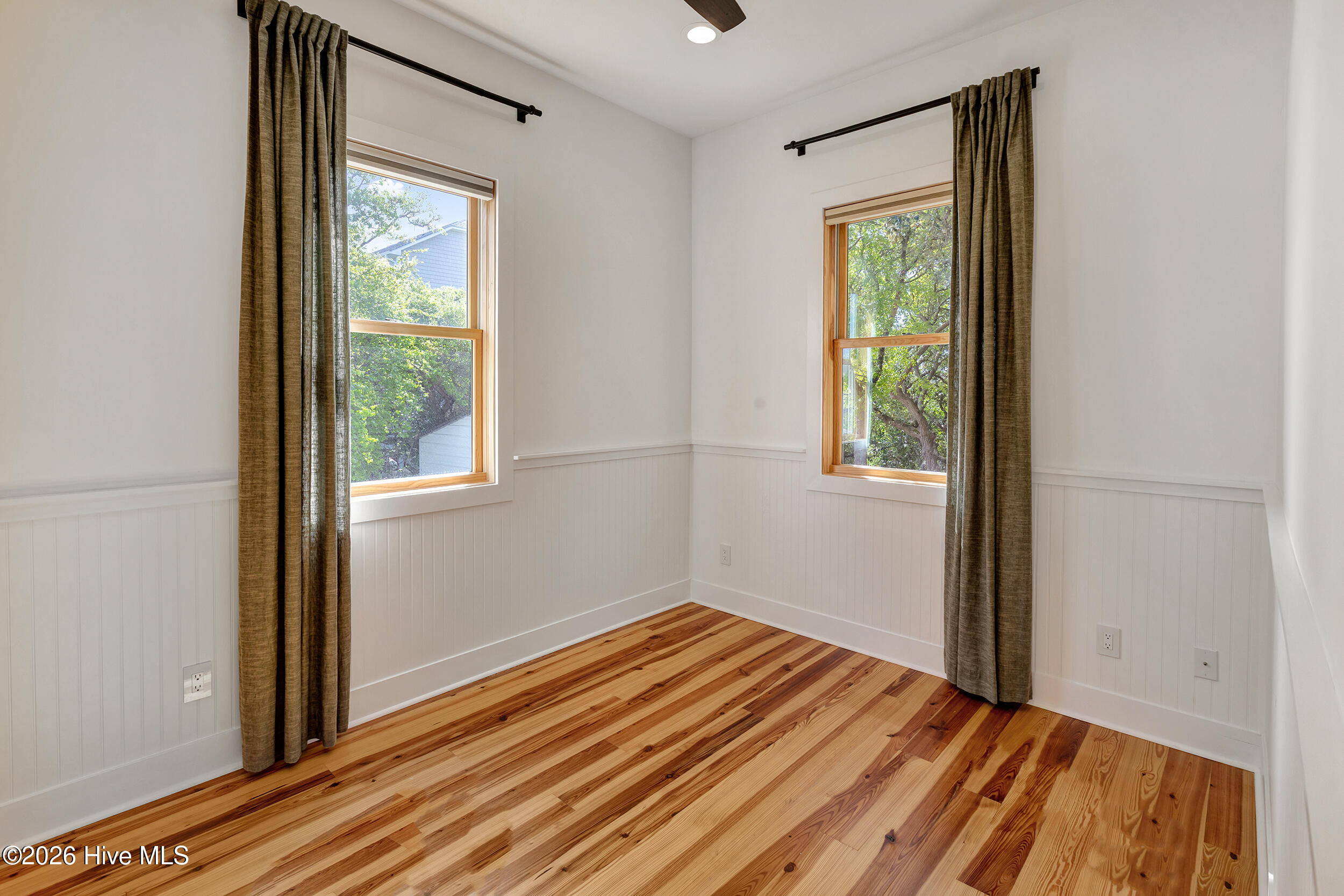 5709 Landing 